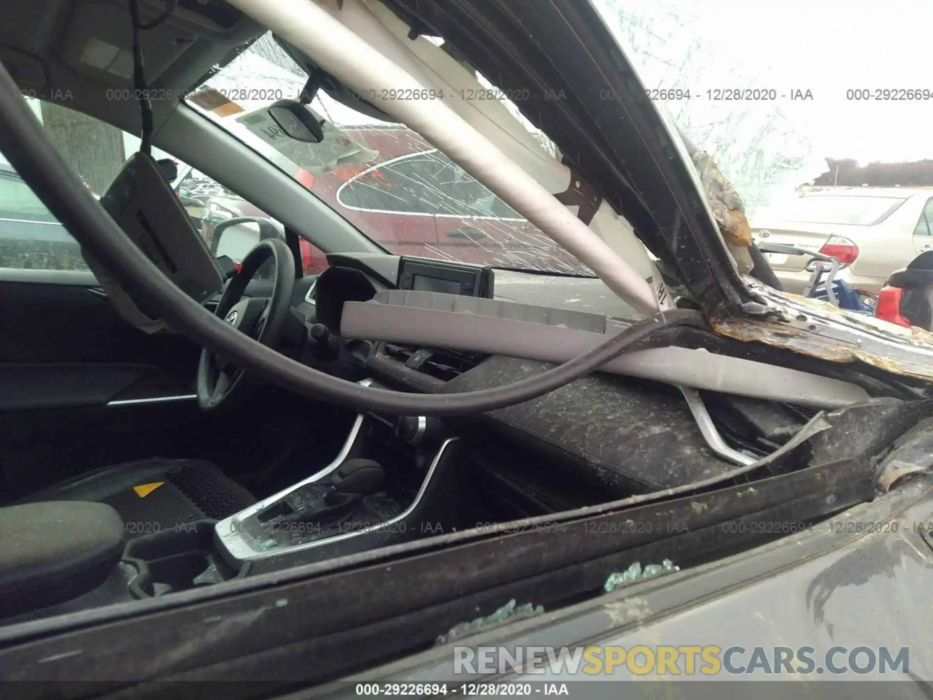 5 Photograph of a damaged car 2T3G1RFV2KC020981 TOYOTA RAV4 2019