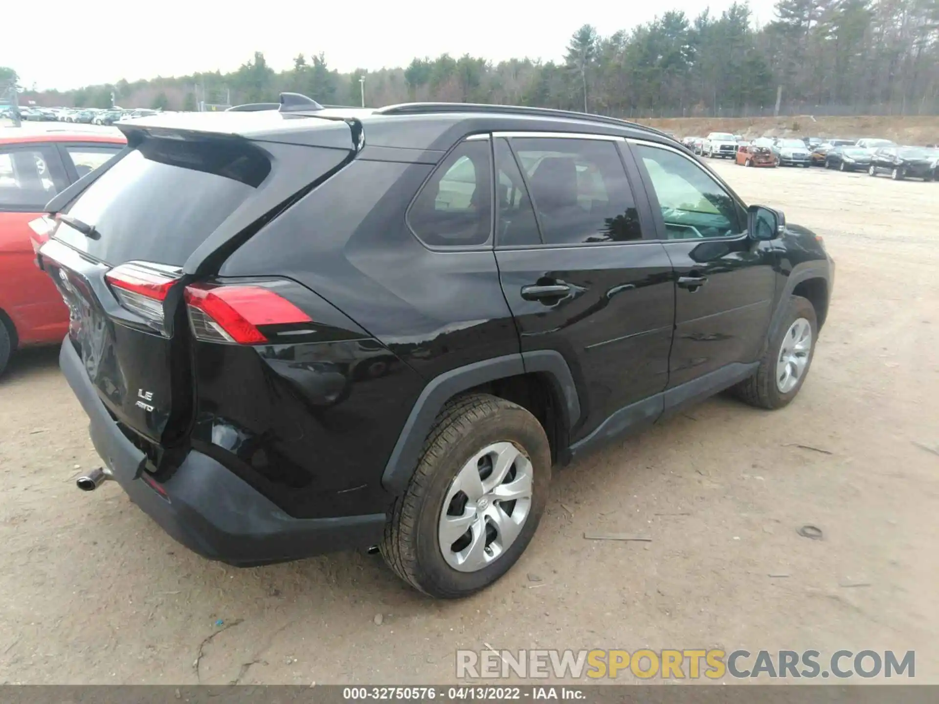 4 Photograph of a damaged car 2T3G1RFV2KC029793 TOYOTA RAV4 2019