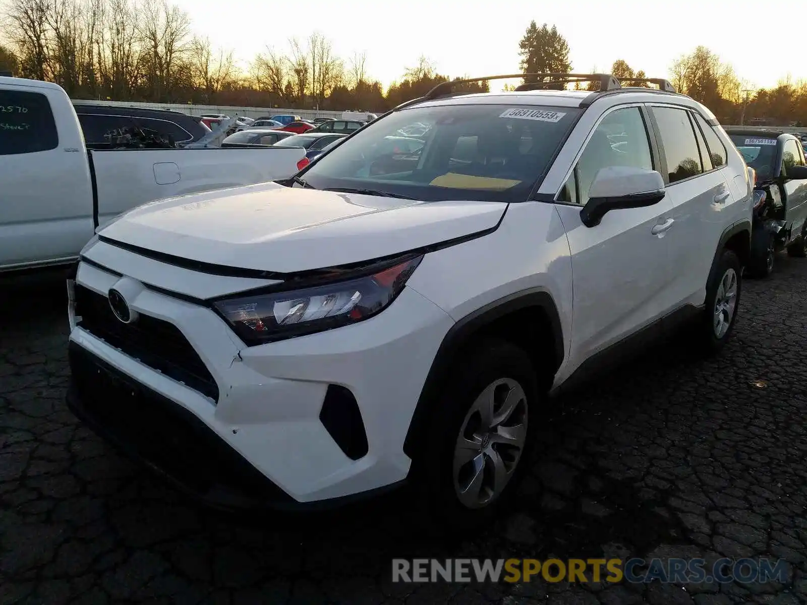 2 Photograph of a damaged car 2T3G1RFV2KC042687 TOYOTA RAV4 2019