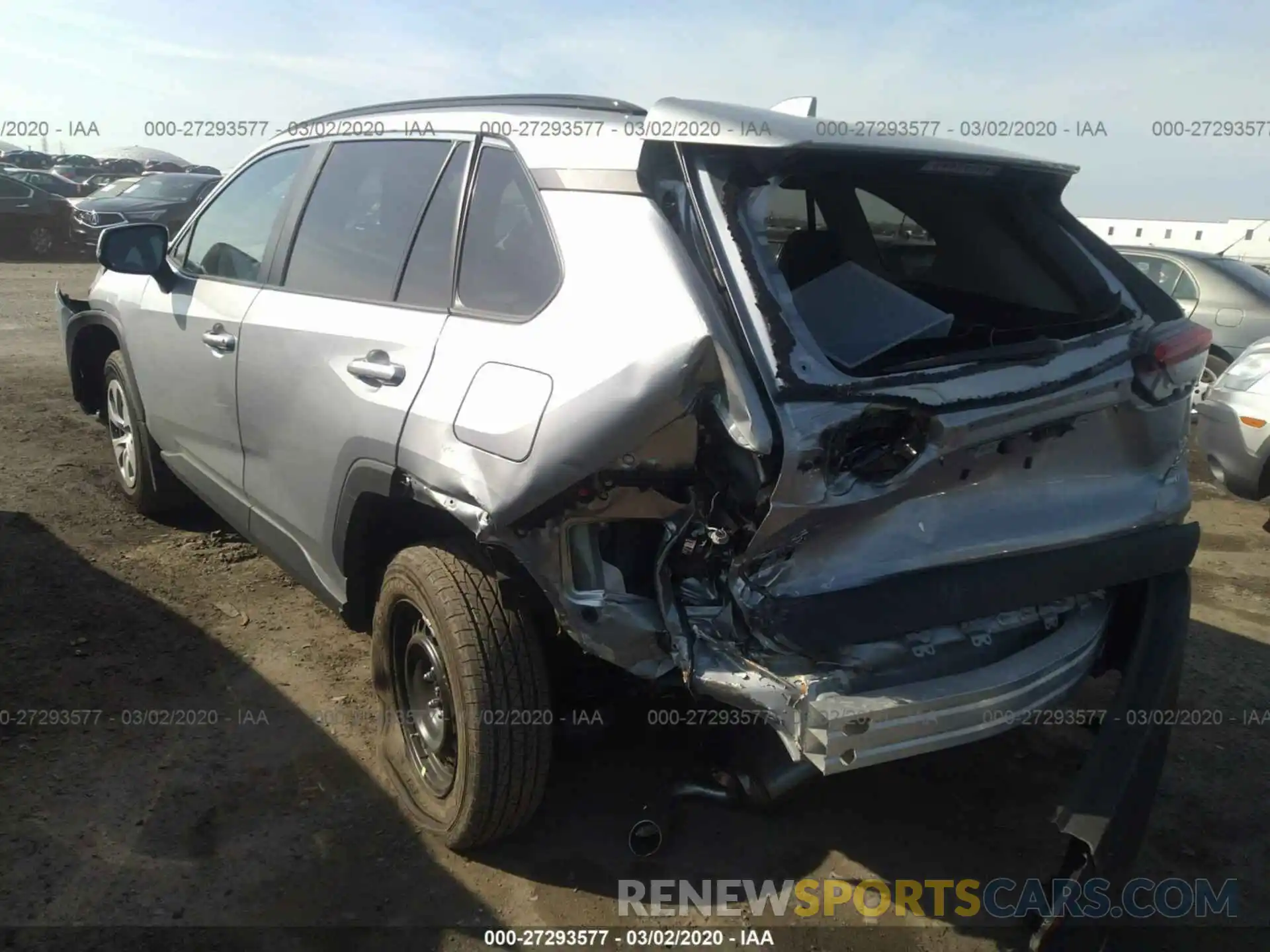 3 Фотография поврежденного автомобиля 2T3G1RFV2KC043175 TOYOTA RAV4 2019