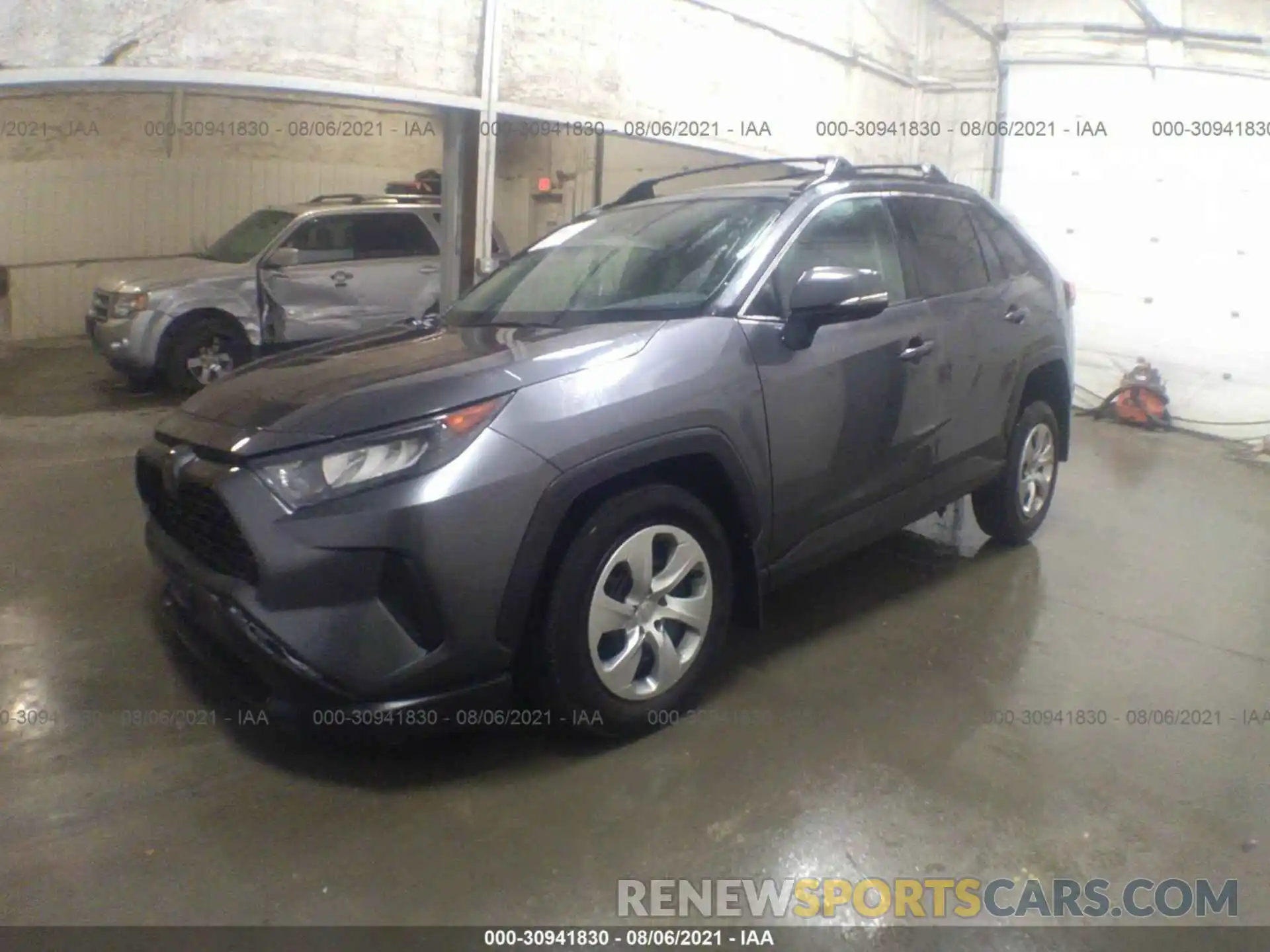 2 Photograph of a damaged car 2T3G1RFV2KC054631 TOYOTA RAV4 2019