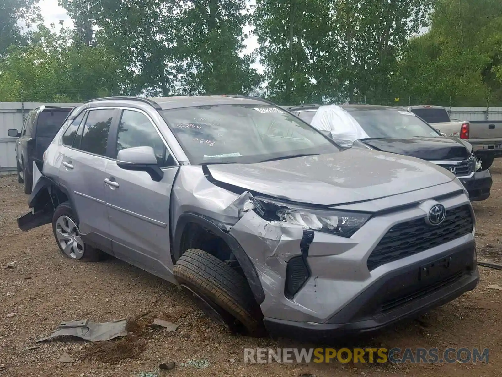 1 Photograph of a damaged car 2T3G1RFV2KW009848 TOYOTA RAV4 2019