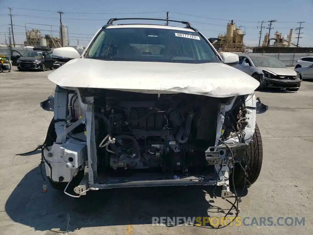 5 Photograph of a damaged car 2T3G1RFV2KW012796 TOYOTA RAV4 2019