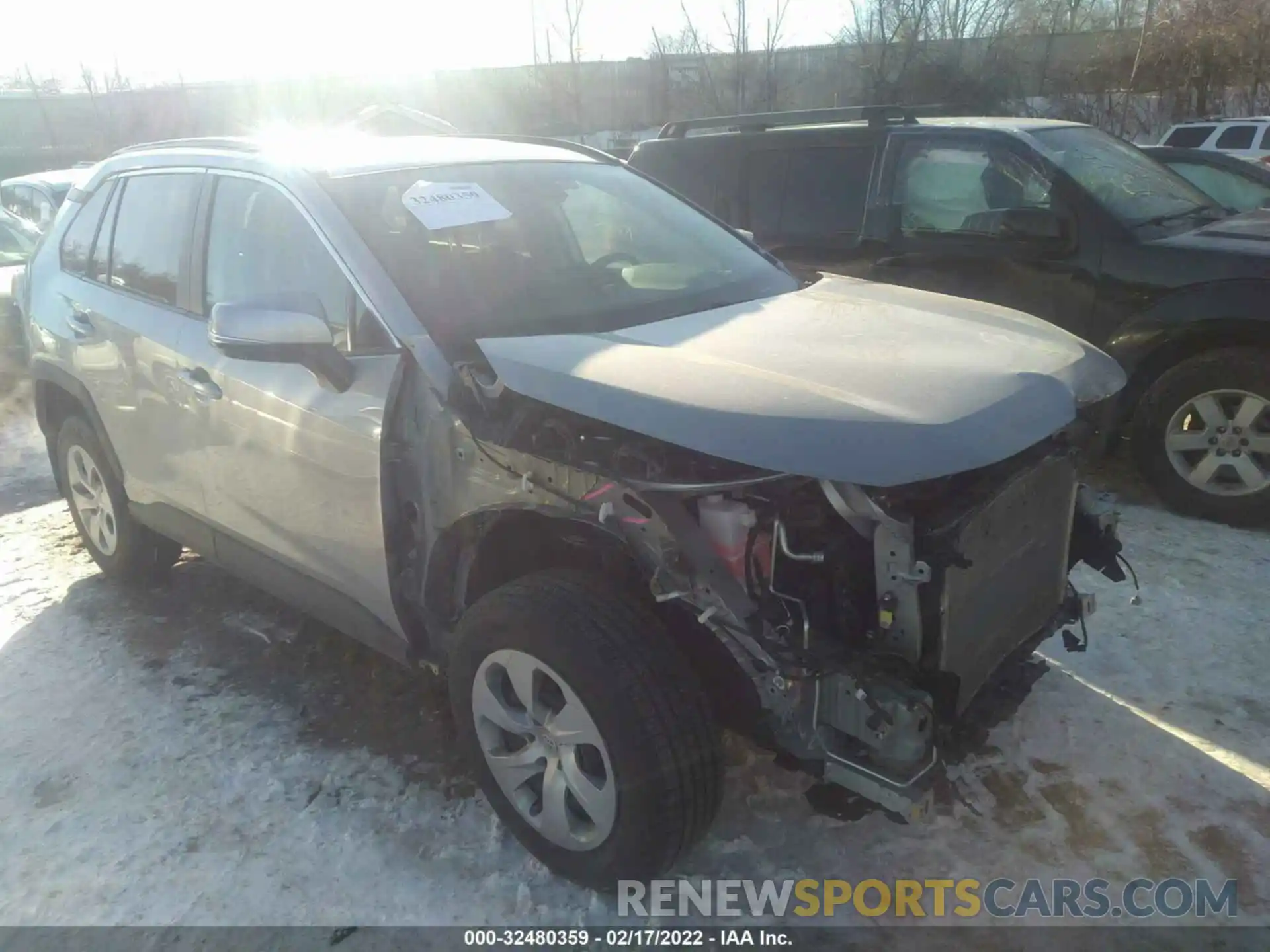 1 Photograph of a damaged car 2T3G1RFV2KW013060 TOYOTA RAV4 2019