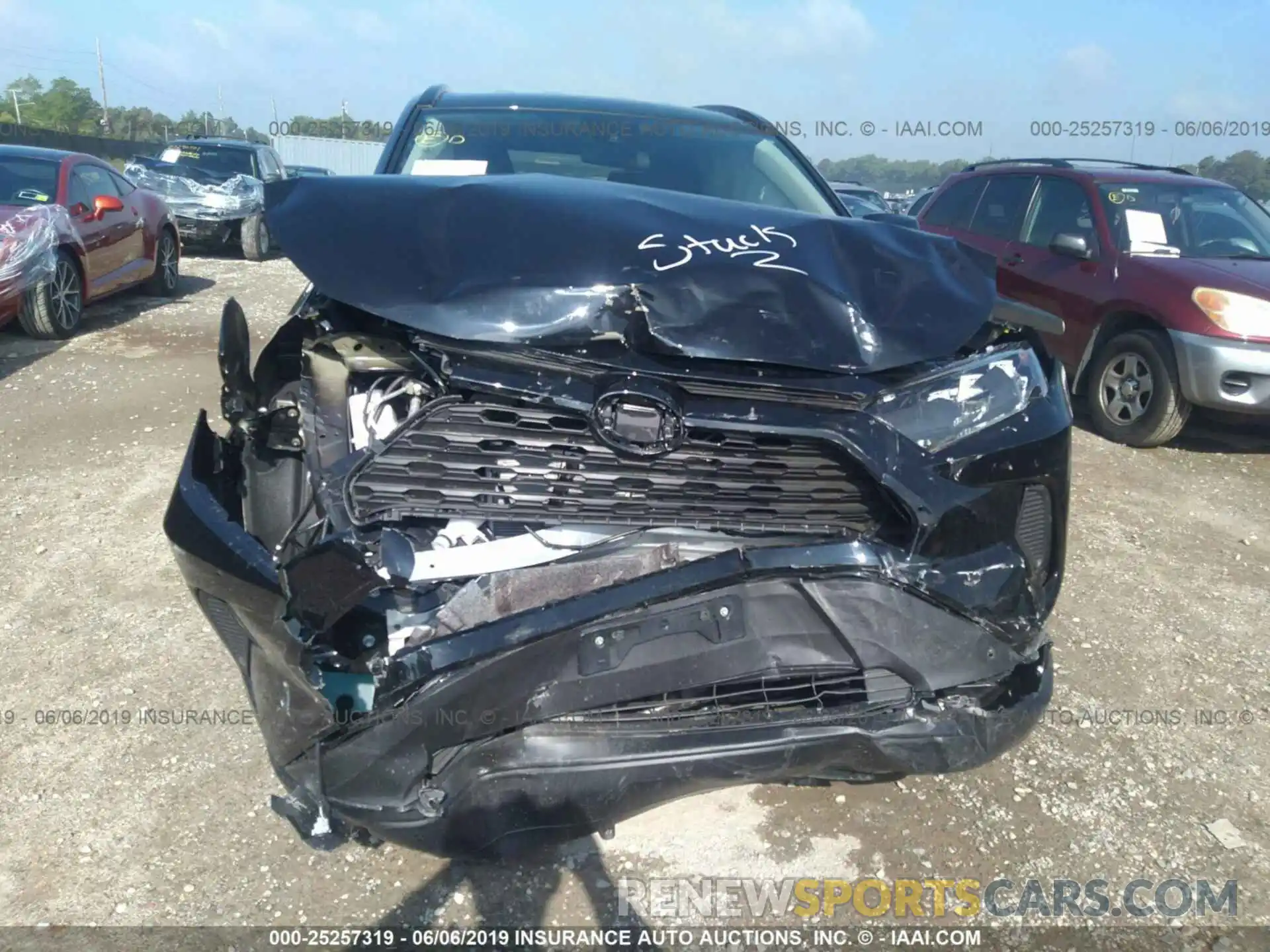 6 Фотография поврежденного автомобиля 2T3G1RFV2KW023264 TOYOTA RAV4 2019