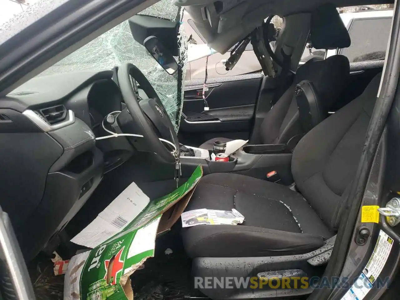 5 Photograph of a damaged car 2T3G1RFV3KC004515 TOYOTA RAV4 2019