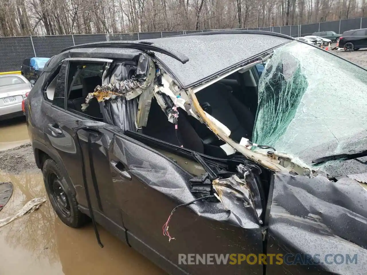 9 Photograph of a damaged car 2T3G1RFV3KC004515 TOYOTA RAV4 2019