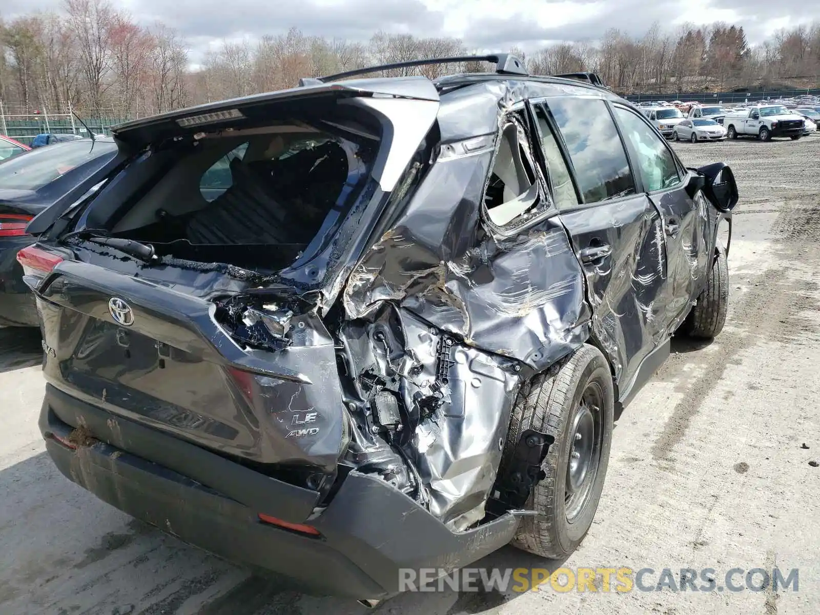 9 Photograph of a damaged car 2T3G1RFV3KC007219 TOYOTA RAV4 2019
