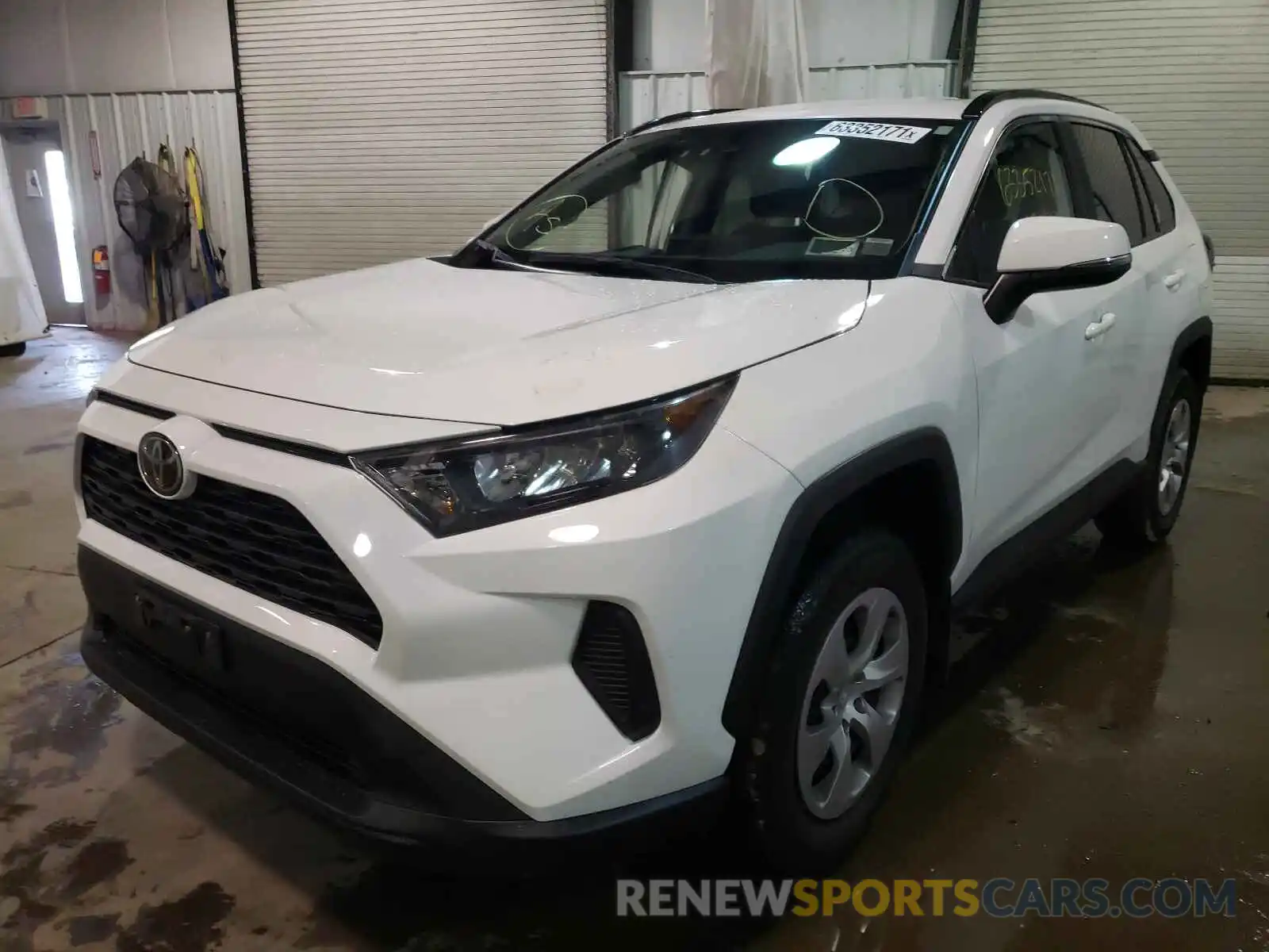 2 Фотография поврежденного автомобиля 2T3G1RFV3KC015207 TOYOTA RAV4 2019