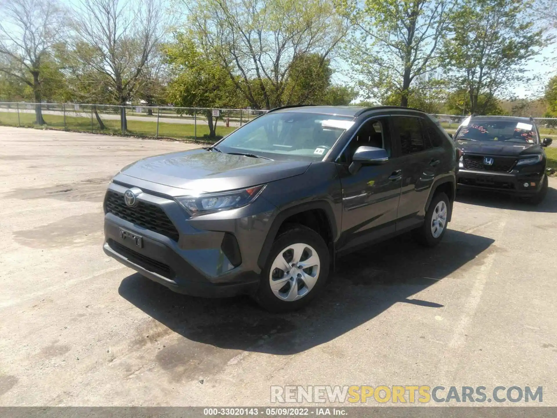 2 Photograph of a damaged car 2T3G1RFV3KC039586 TOYOTA RAV4 2019