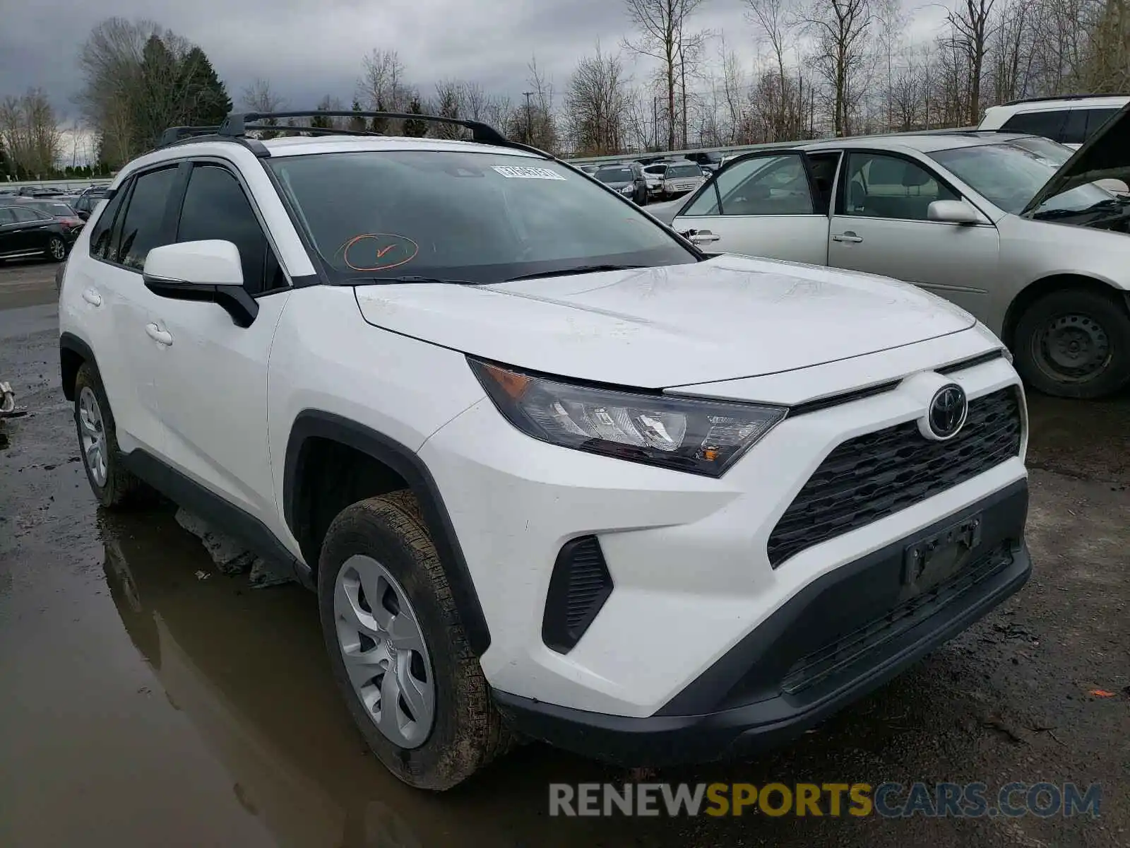 1 Photograph of a damaged car 2T3G1RFV3KC049258 TOYOTA RAV4 2019