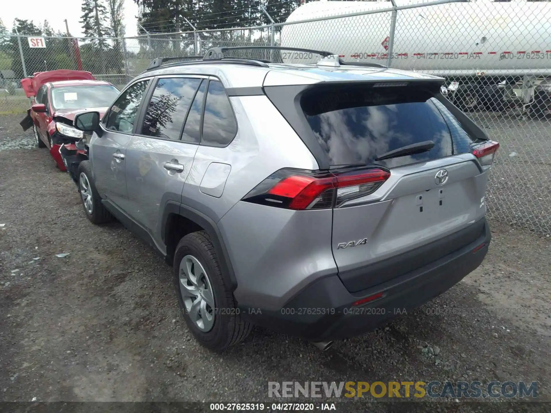 3 Photograph of a damaged car 2T3G1RFV3KC051317 TOYOTA RAV4 2019