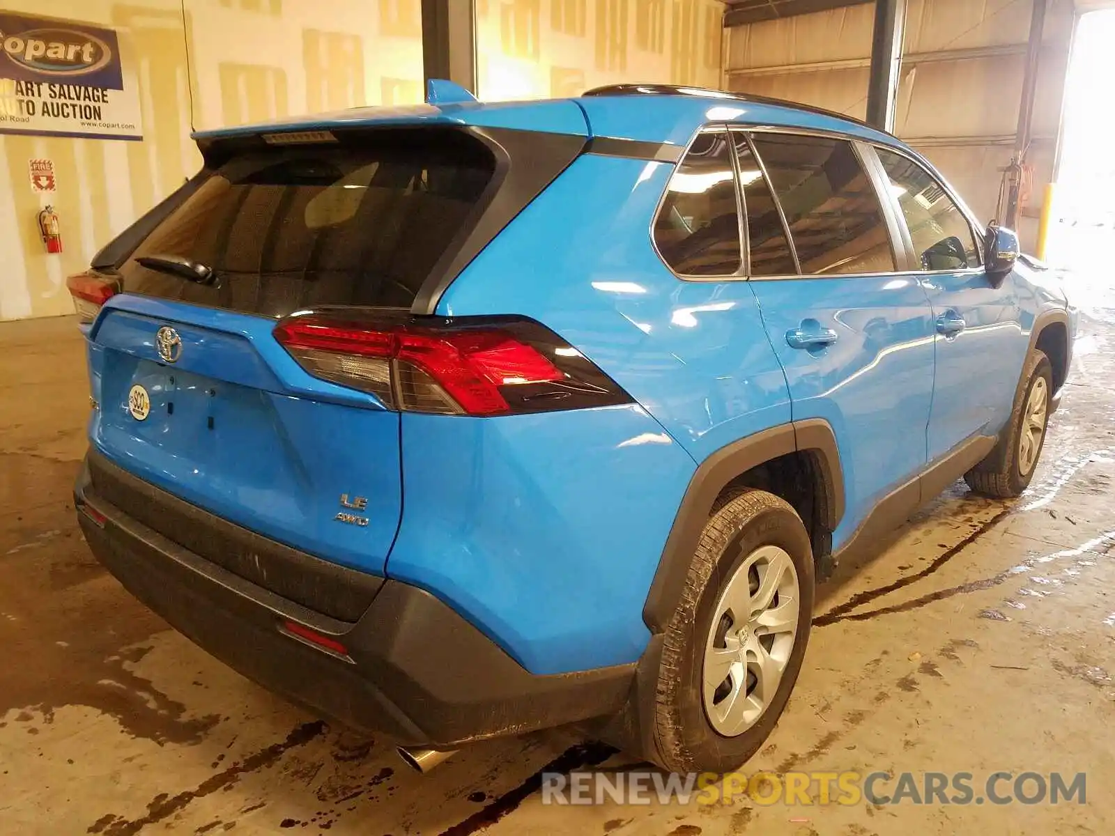 4 Photograph of a damaged car 2T3G1RFV3KW007882 TOYOTA RAV4 2019