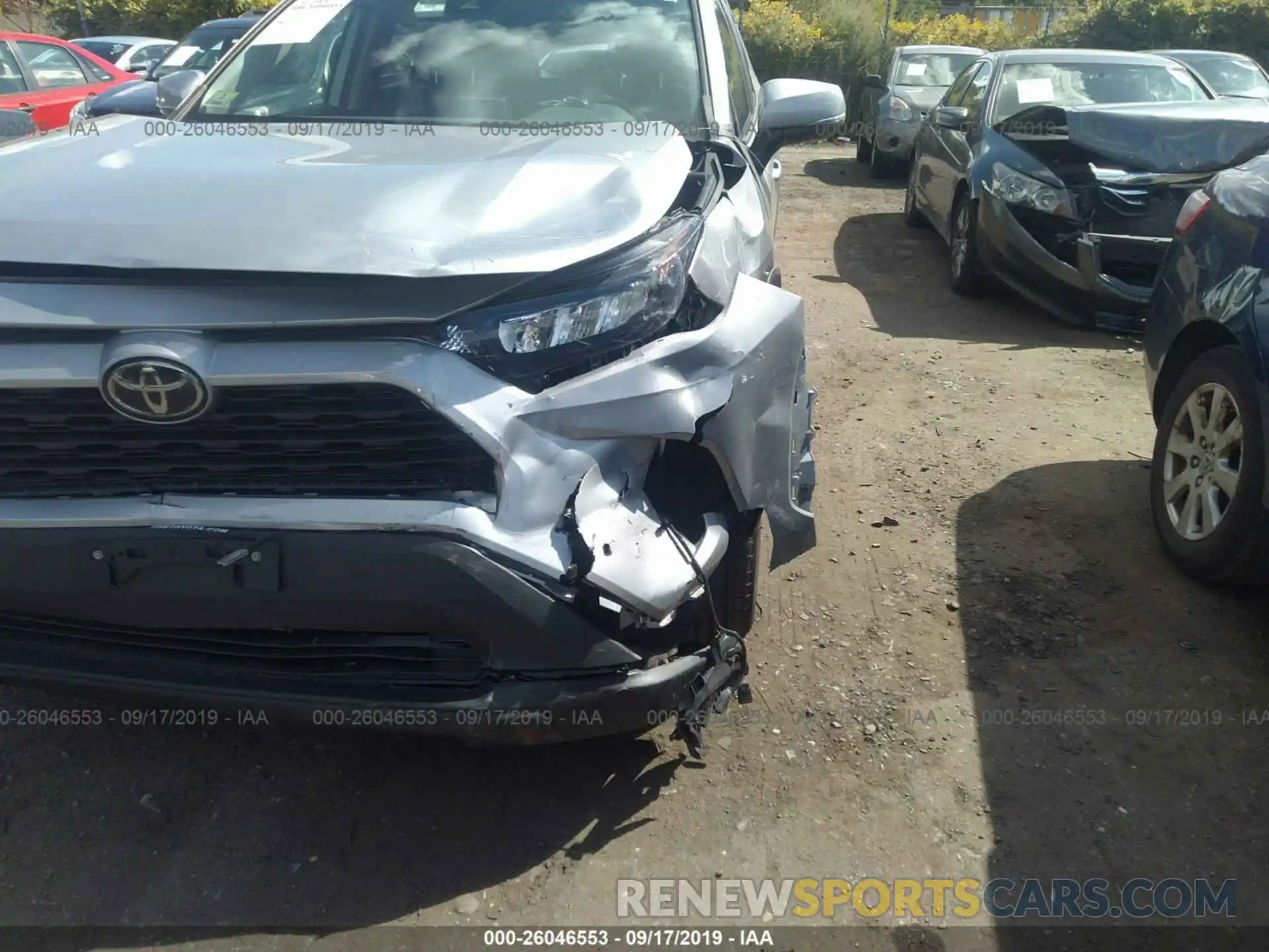 6 Фотография поврежденного автомобиля 2T3G1RFV3KW021815 TOYOTA RAV4 2019