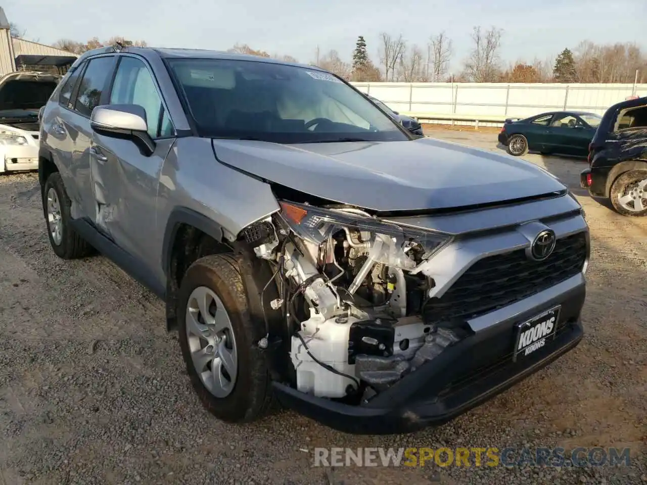 1 Photograph of a damaged car 2T3G1RFV3KW025153 TOYOTA RAV4 2019