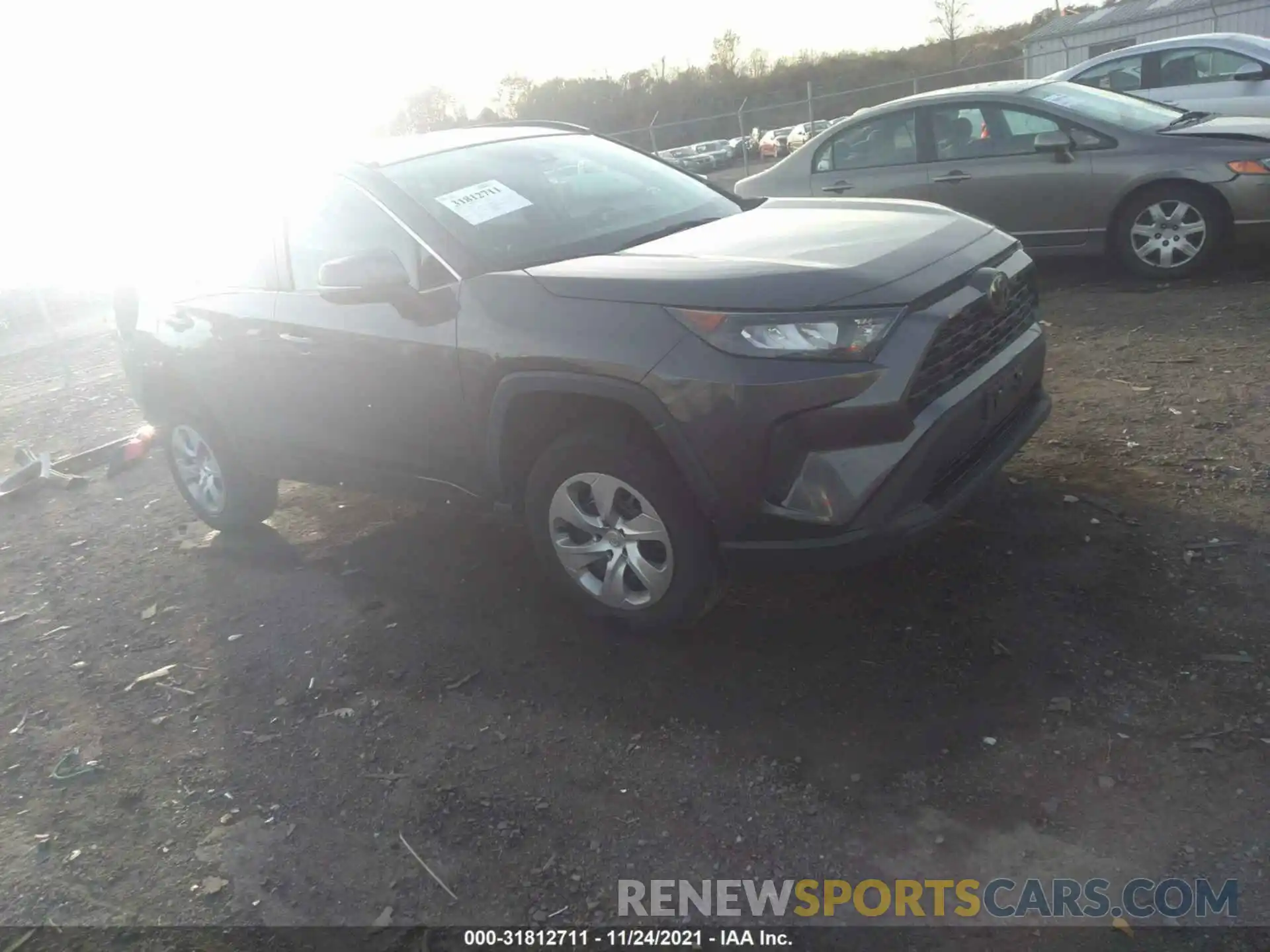 1 Photograph of a damaged car 2T3G1RFV3KW027484 TOYOTA RAV4 2019