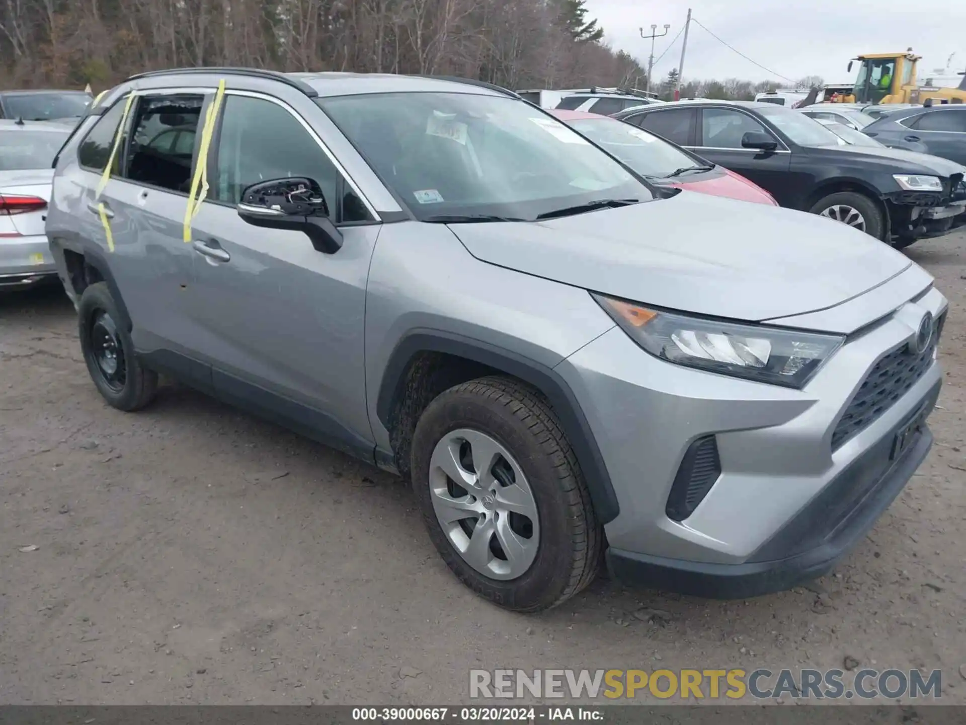 1 Photograph of a damaged car 2T3G1RFV3KW030465 TOYOTA RAV4 2019