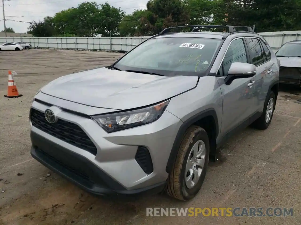 2 Фотография поврежденного автомобиля 2T3G1RFV3KW031759 TOYOTA RAV4 2019