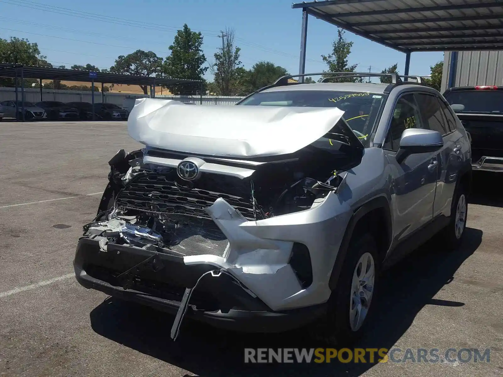 2 Photograph of a damaged car 2T3G1RFV3KW053731 TOYOTA RAV4 2019