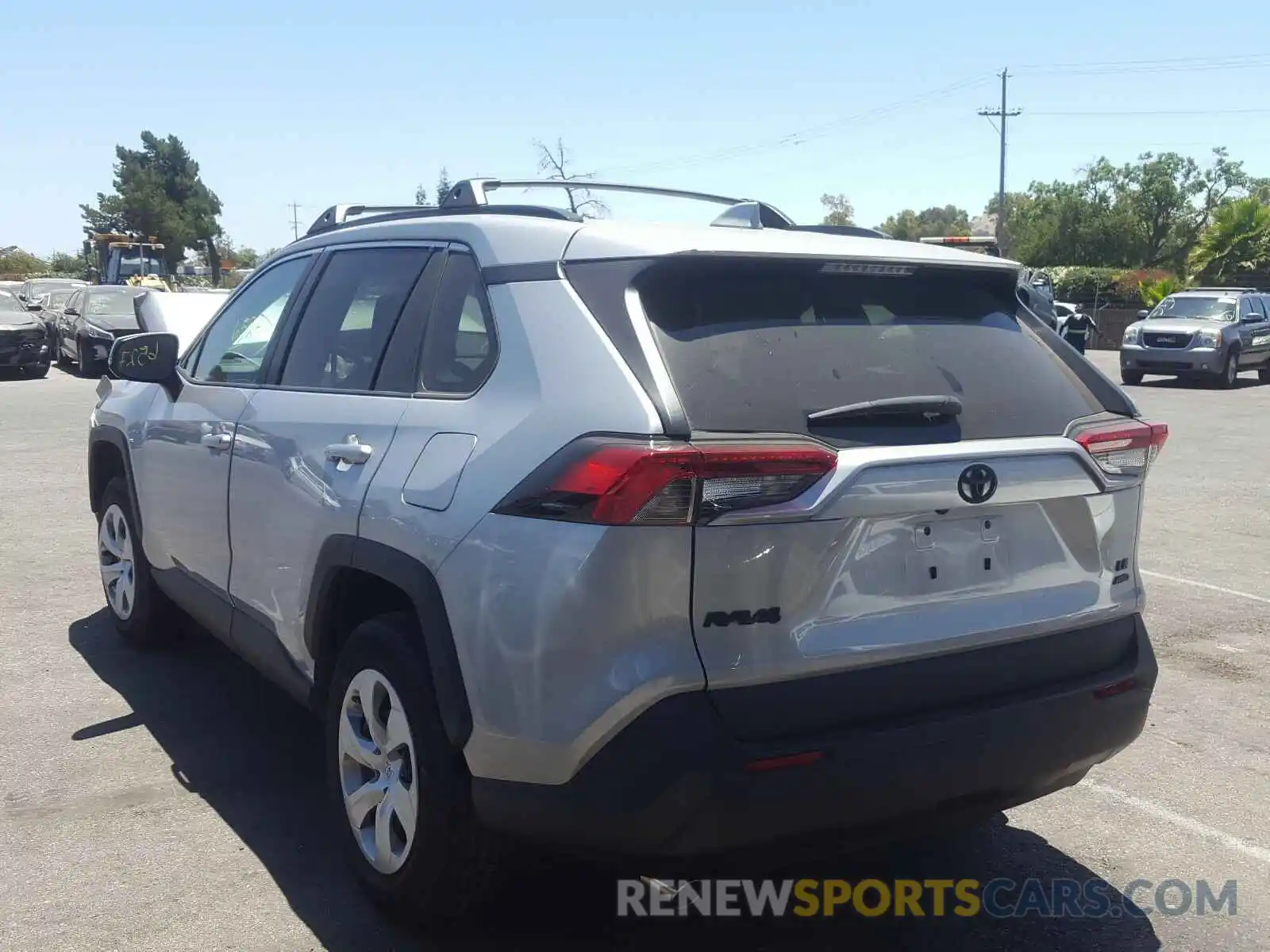 3 Photograph of a damaged car 2T3G1RFV3KW053731 TOYOTA RAV4 2019