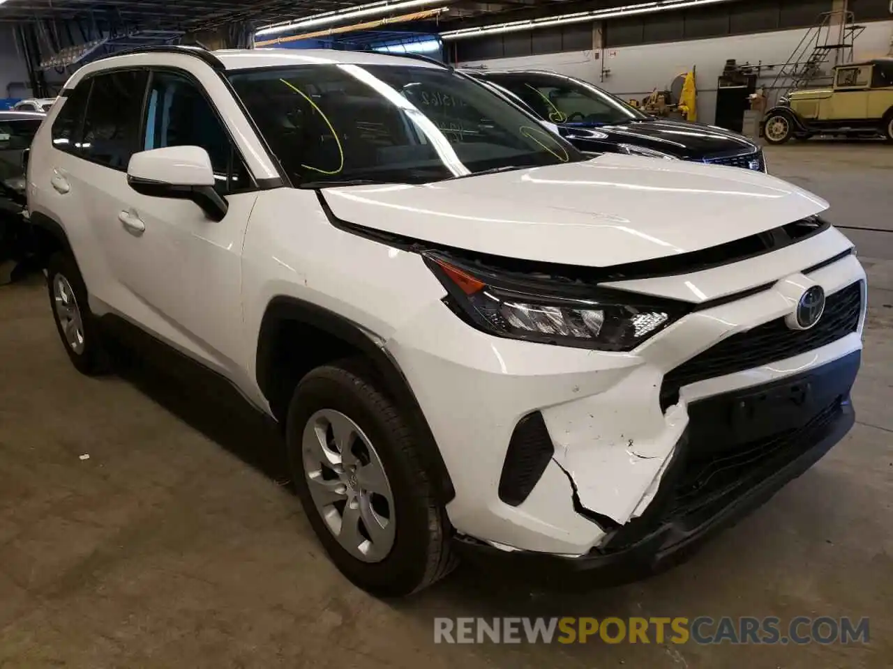 1 Фотография поврежденного автомобиля 2T3G1RFV4KC004636 TOYOTA RAV4 2019