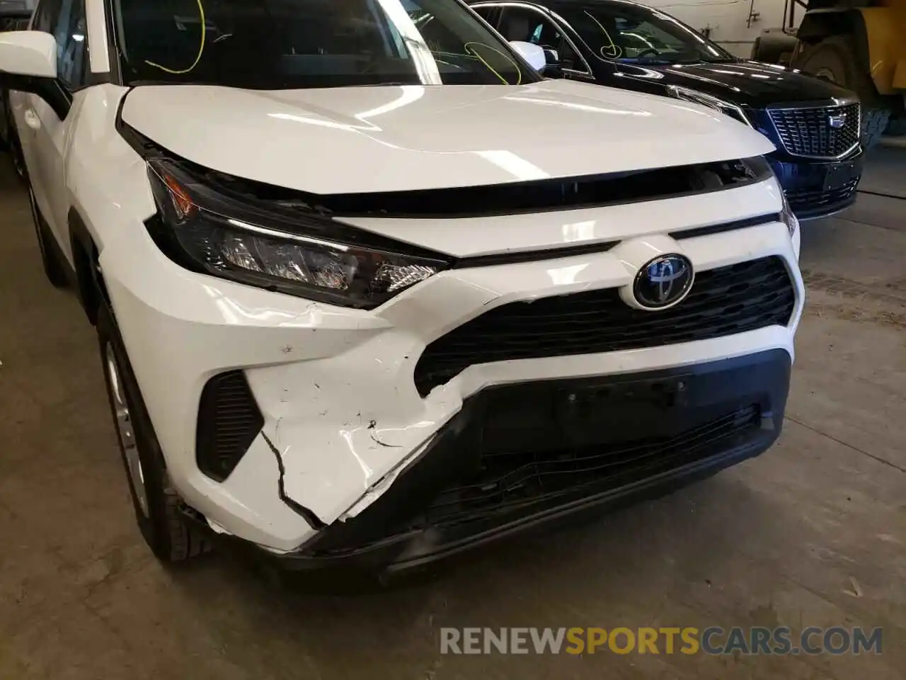 9 Фотография поврежденного автомобиля 2T3G1RFV4KC004636 TOYOTA RAV4 2019