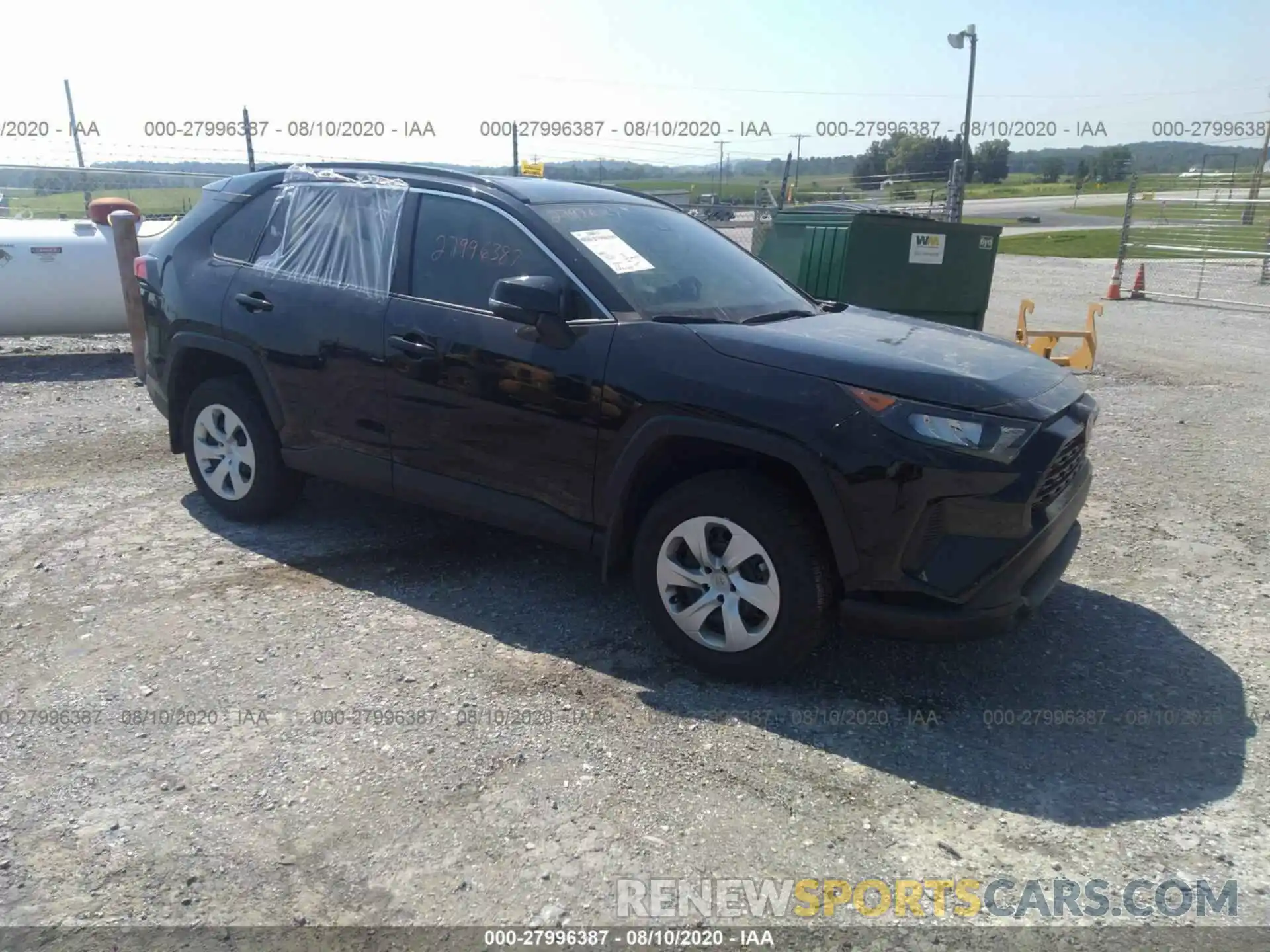 1 Photograph of a damaged car 2T3G1RFV4KC031481 TOYOTA RAV4 2019