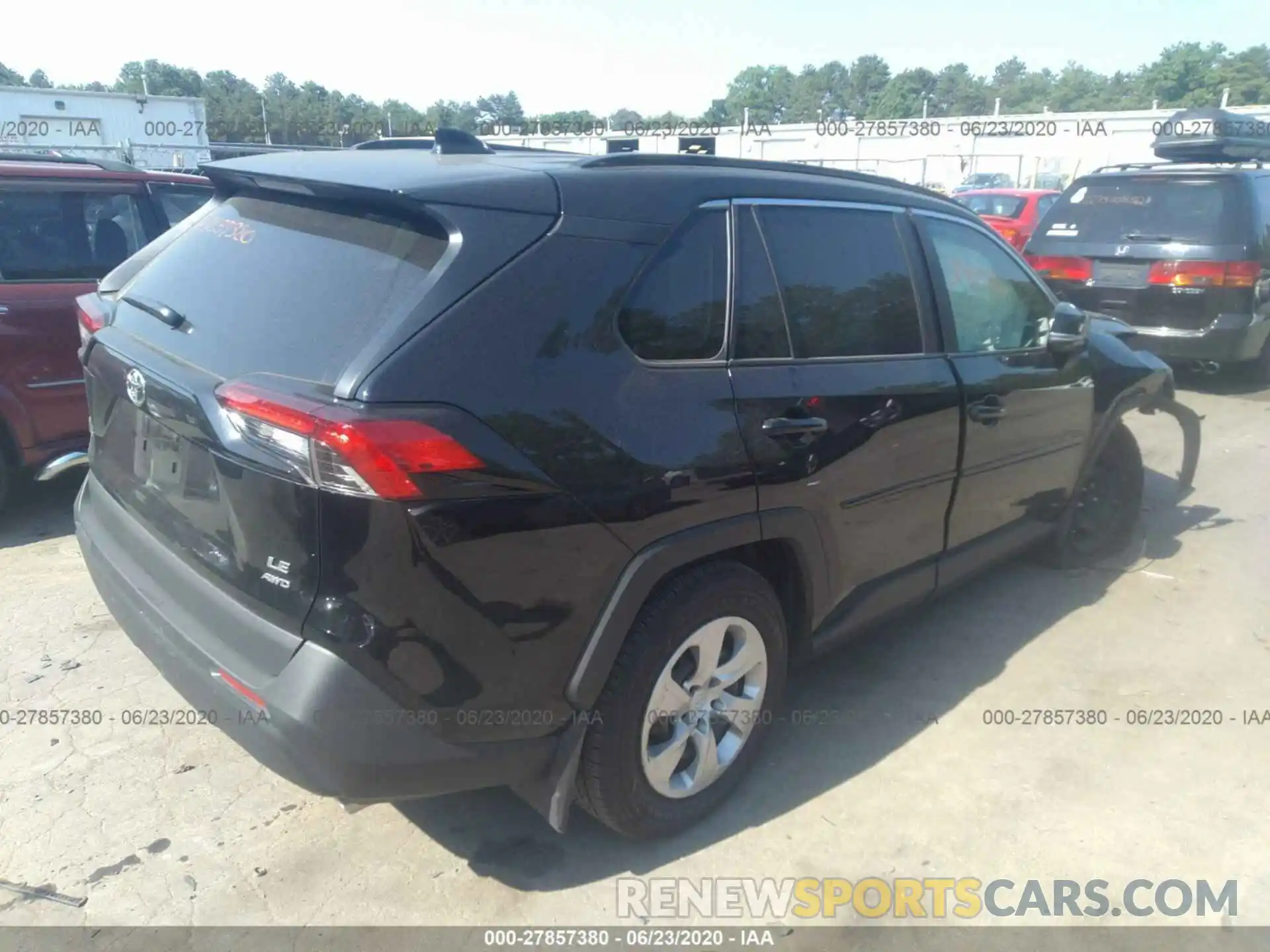 4 Photograph of a damaged car 2T3G1RFV4KC057417 TOYOTA RAV4 2019