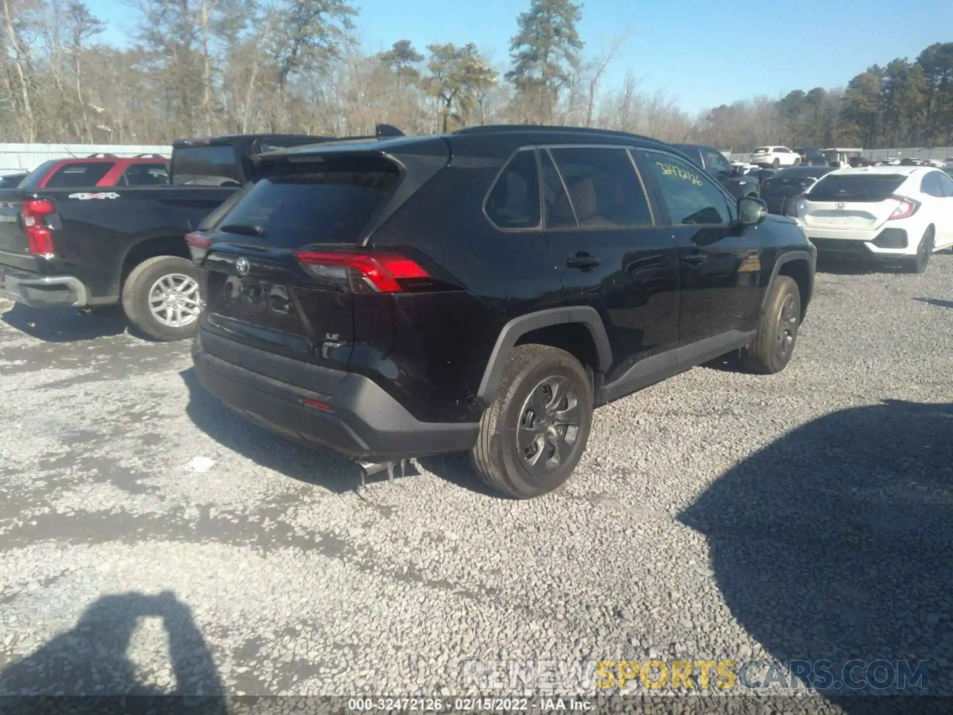 4 Photograph of a damaged car 2T3G1RFV4KW010368 TOYOTA RAV4 2019