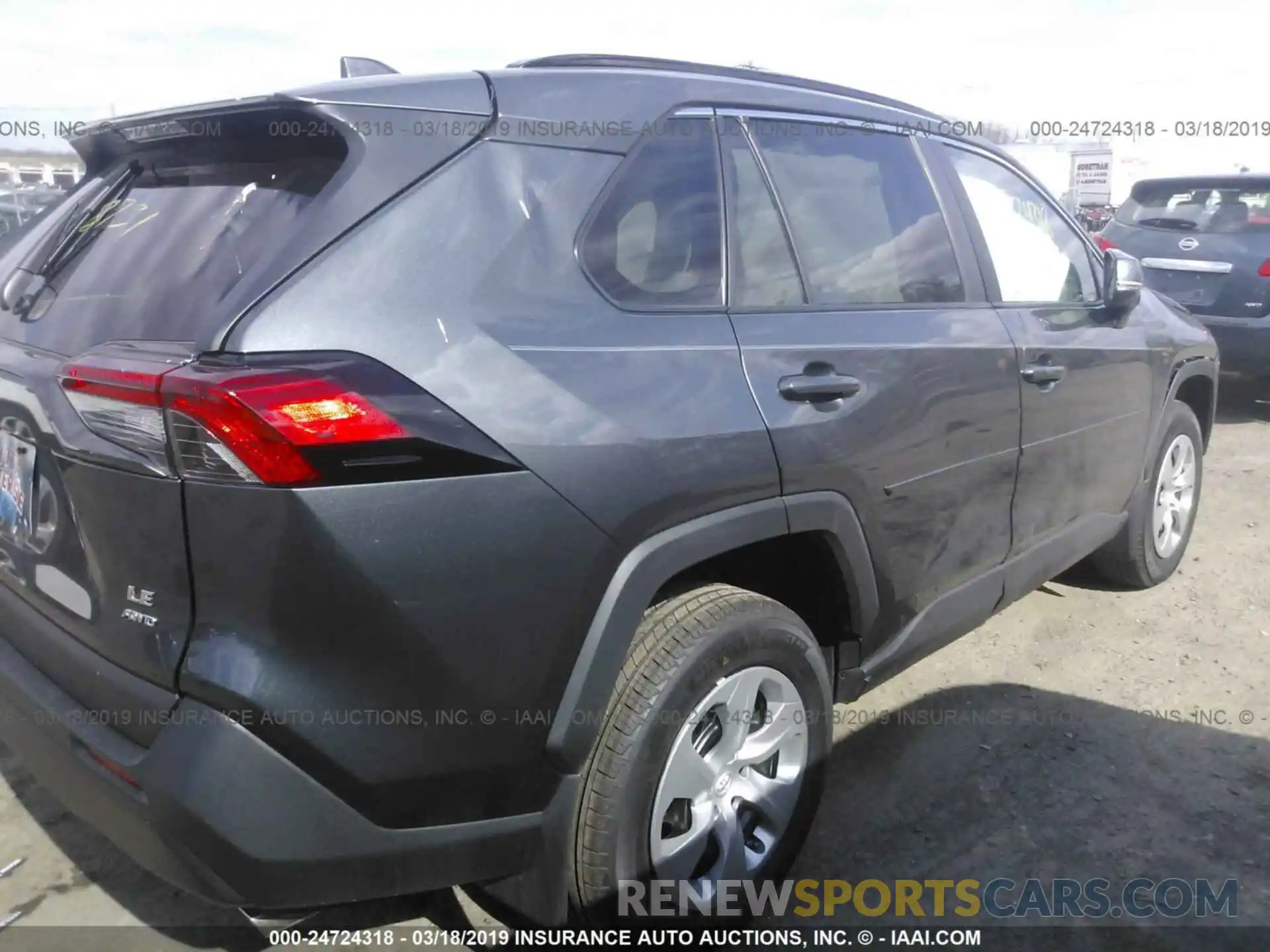 4 Photograph of a damaged car 2T3G1RFV4KW018731 TOYOTA RAV4 2019