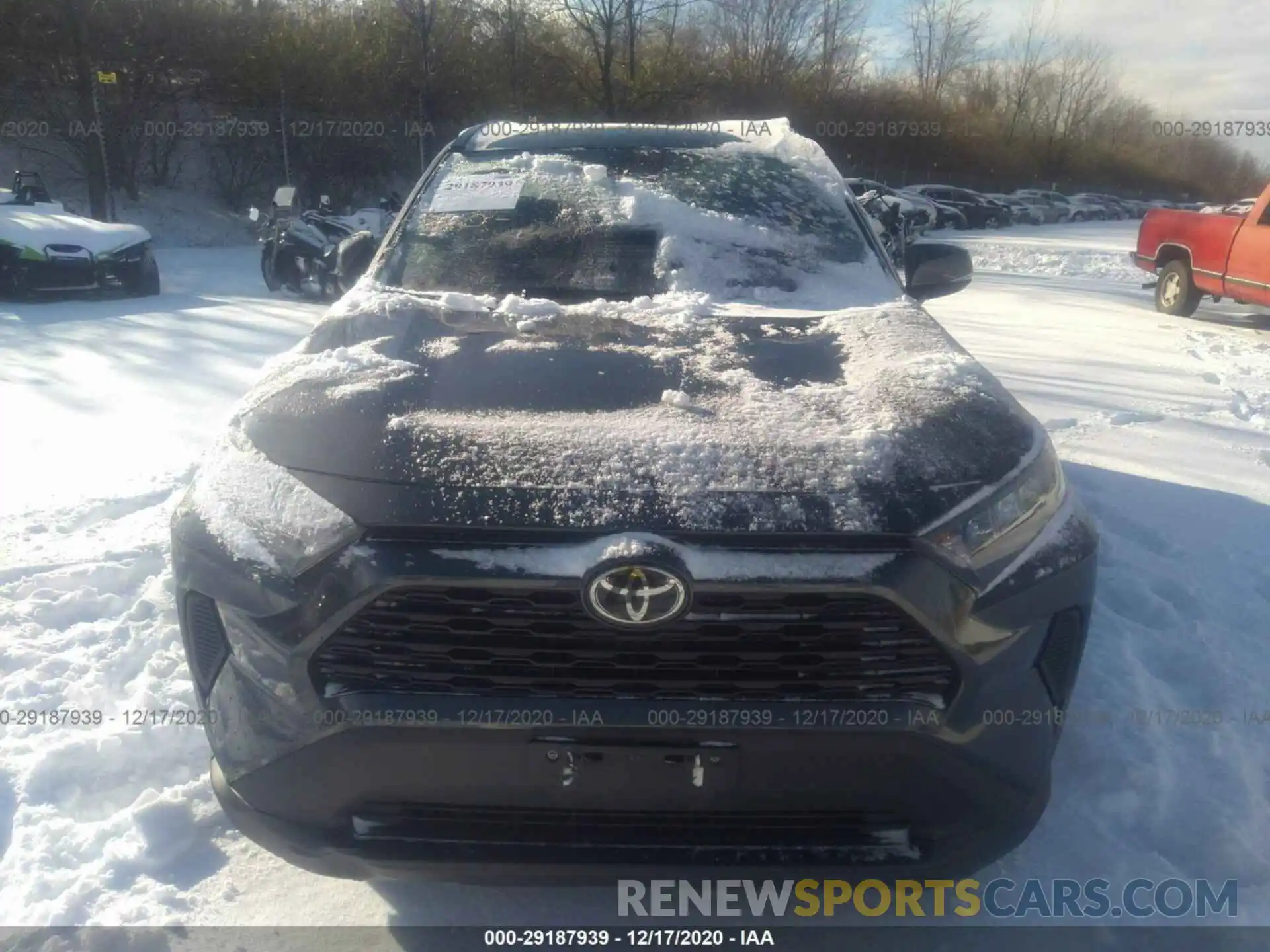 6 Photograph of a damaged car 2T3G1RFV4KW023136 TOYOTA RAV4 2019