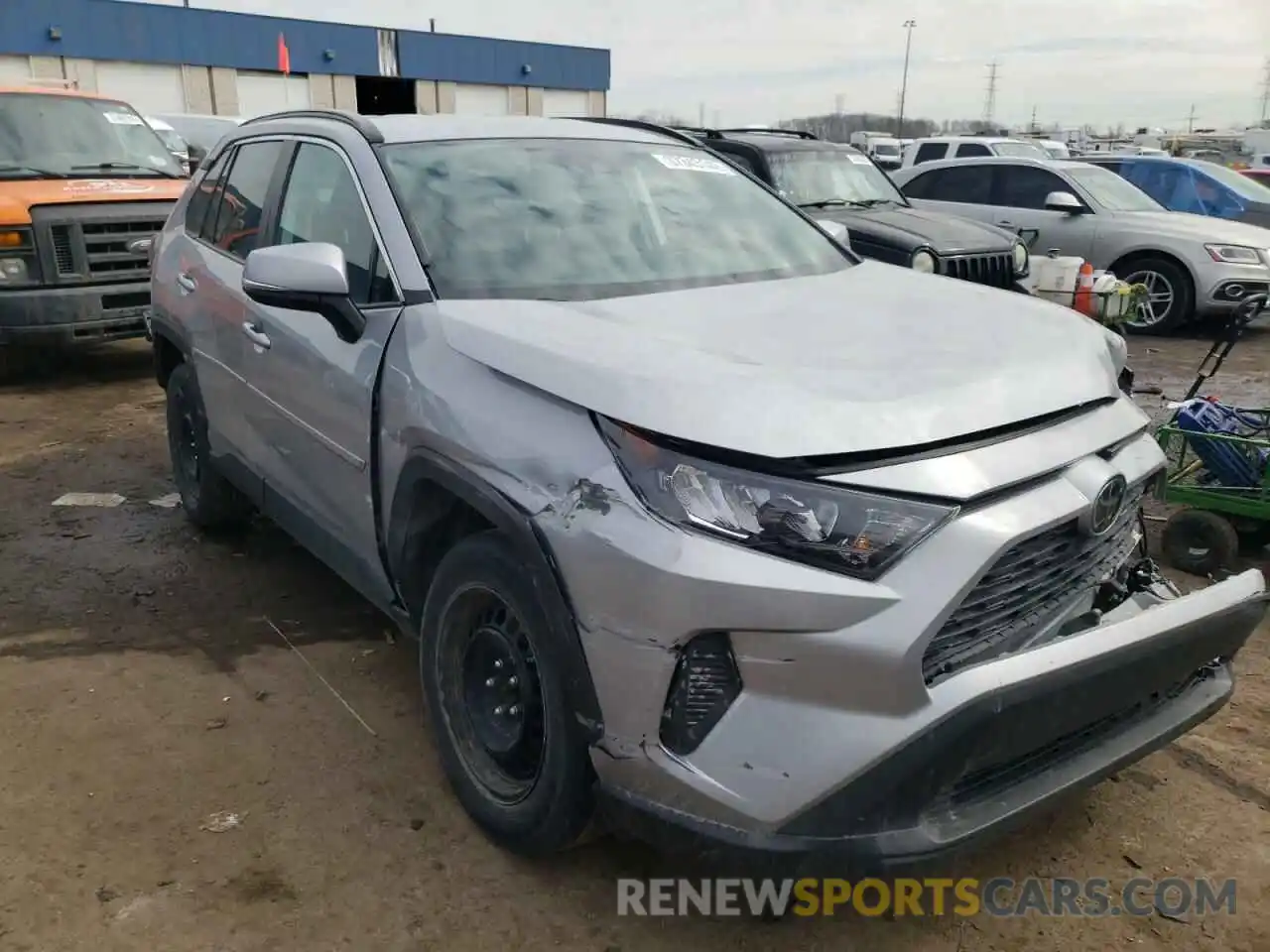 1 Photograph of a damaged car 2T3G1RFV4KW082722 TOYOTA RAV4 2019