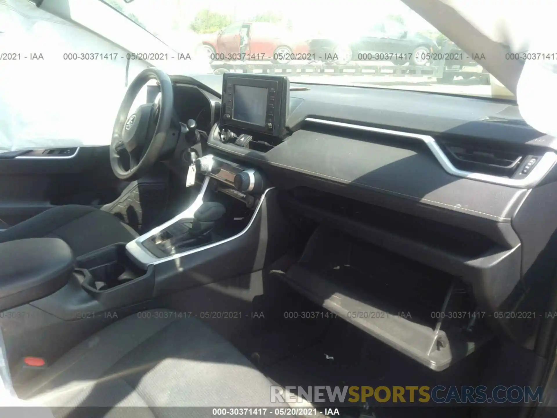 5 Фотография поврежденного автомобиля 2T3G1RFV4KW083384 TOYOTA RAV4 2019