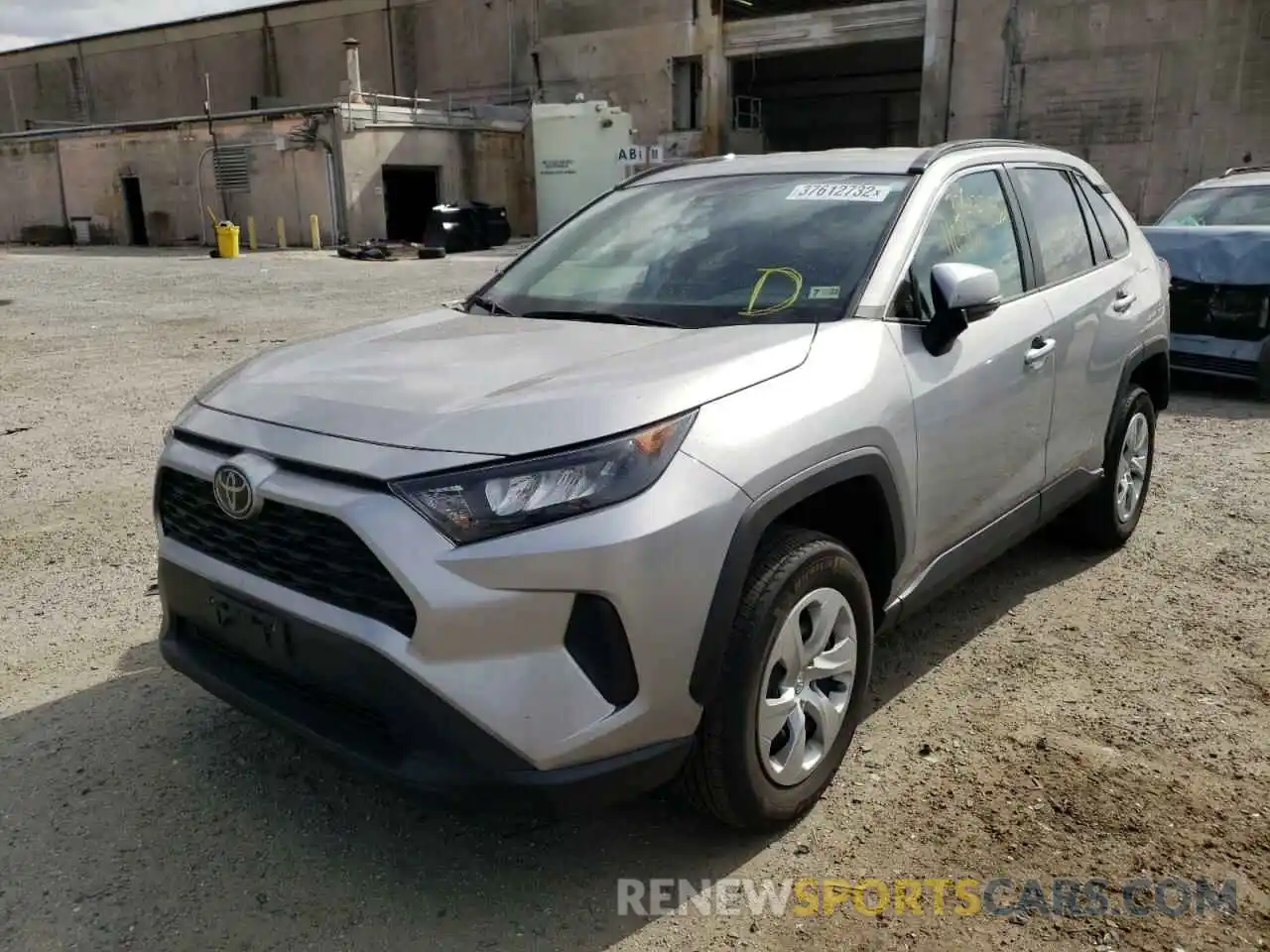 2 Photograph of a damaged car 2T3G1RFV5KC003656 TOYOTA RAV4 2019