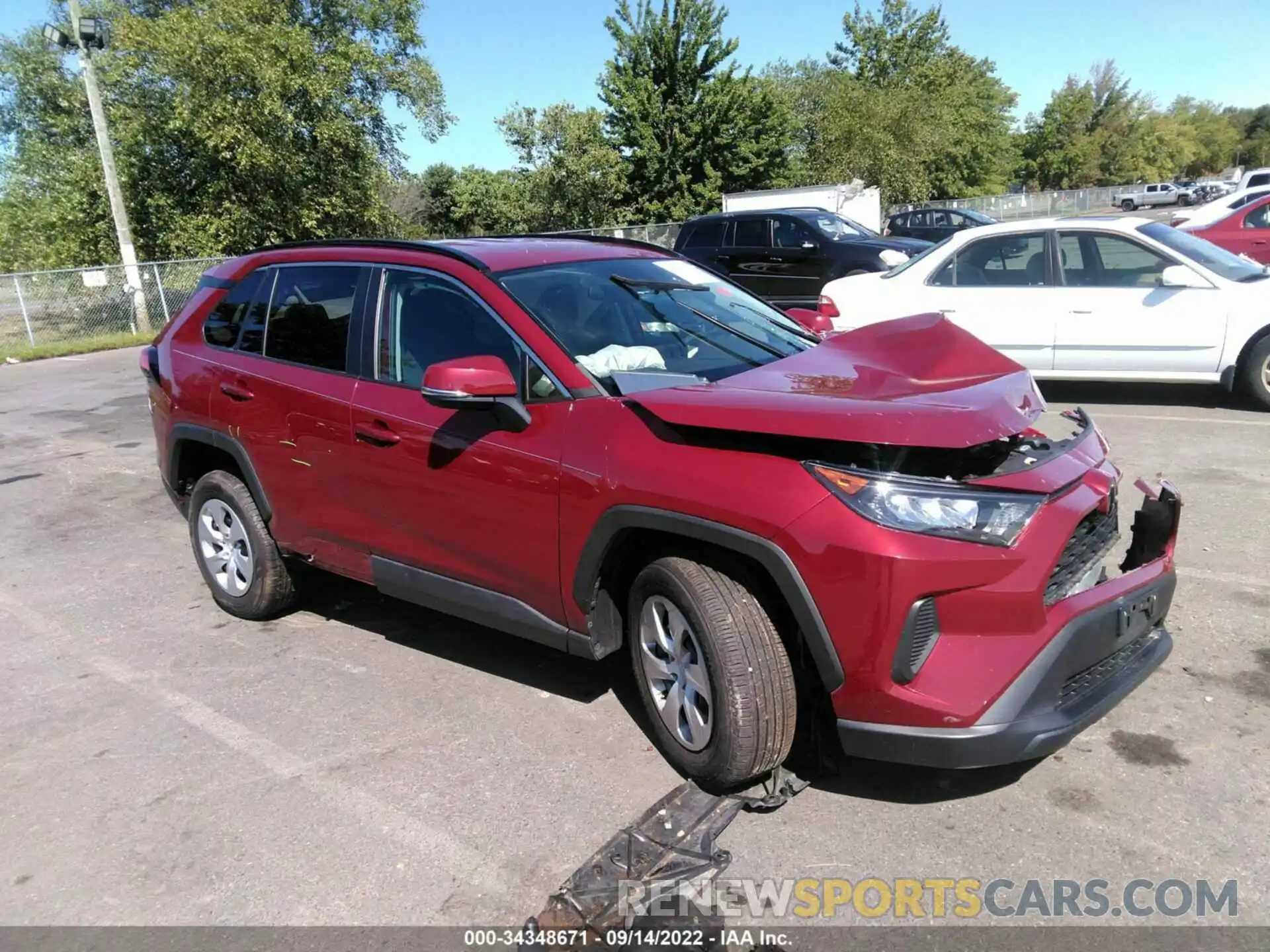 1 Photograph of a damaged car 2T3G1RFV5KC007299 TOYOTA RAV4 2019