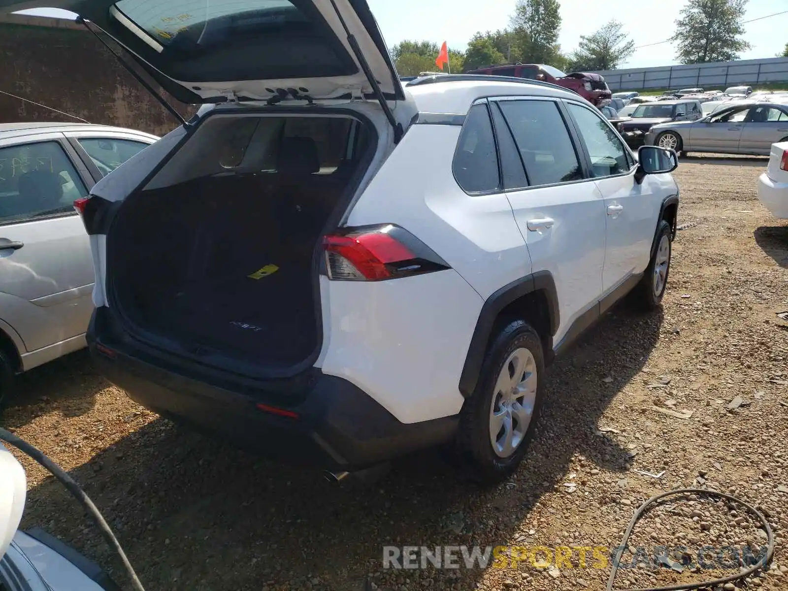 4 Photograph of a damaged car 2T3G1RFV5KC026614 TOYOTA RAV4 2019