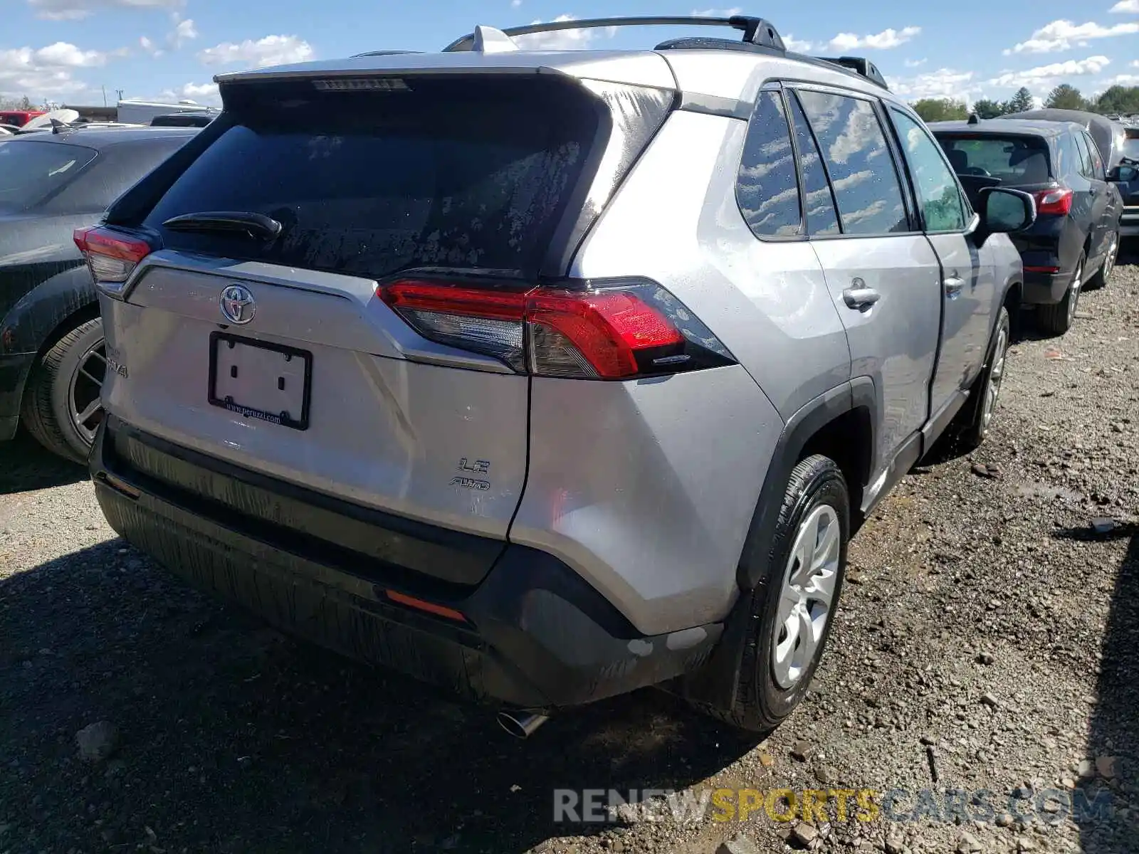 4 Photograph of a damaged car 2T3G1RFV5KC041551 TOYOTA RAV4 2019