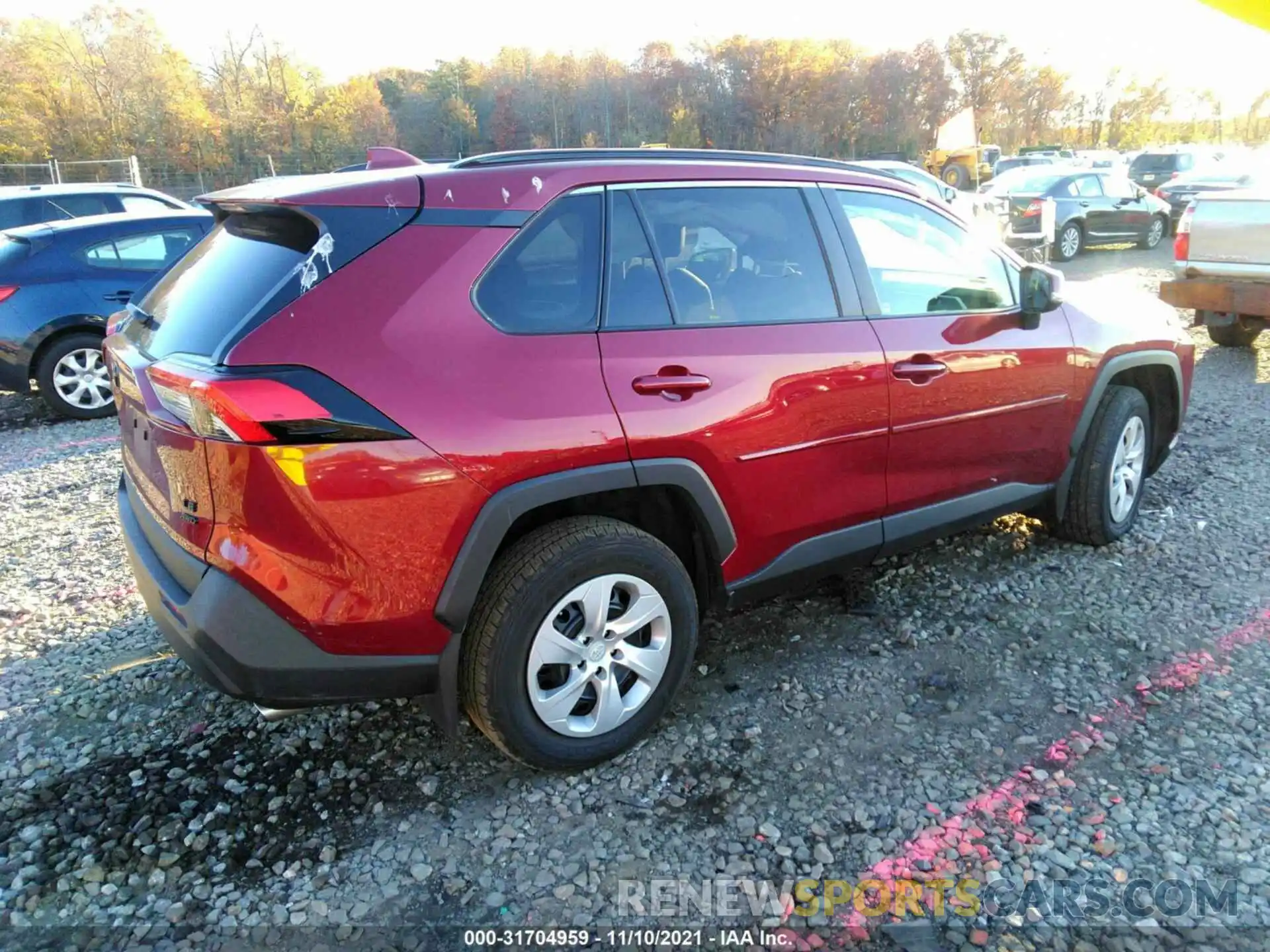 4 Photograph of a damaged car 2T3G1RFV5KC049682 TOYOTA RAV4 2019