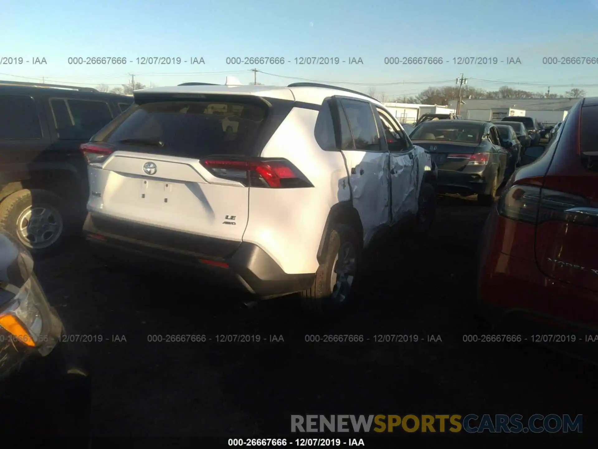 4 Photograph of a damaged car 2T3G1RFV5KW017121 TOYOTA RAV4 2019