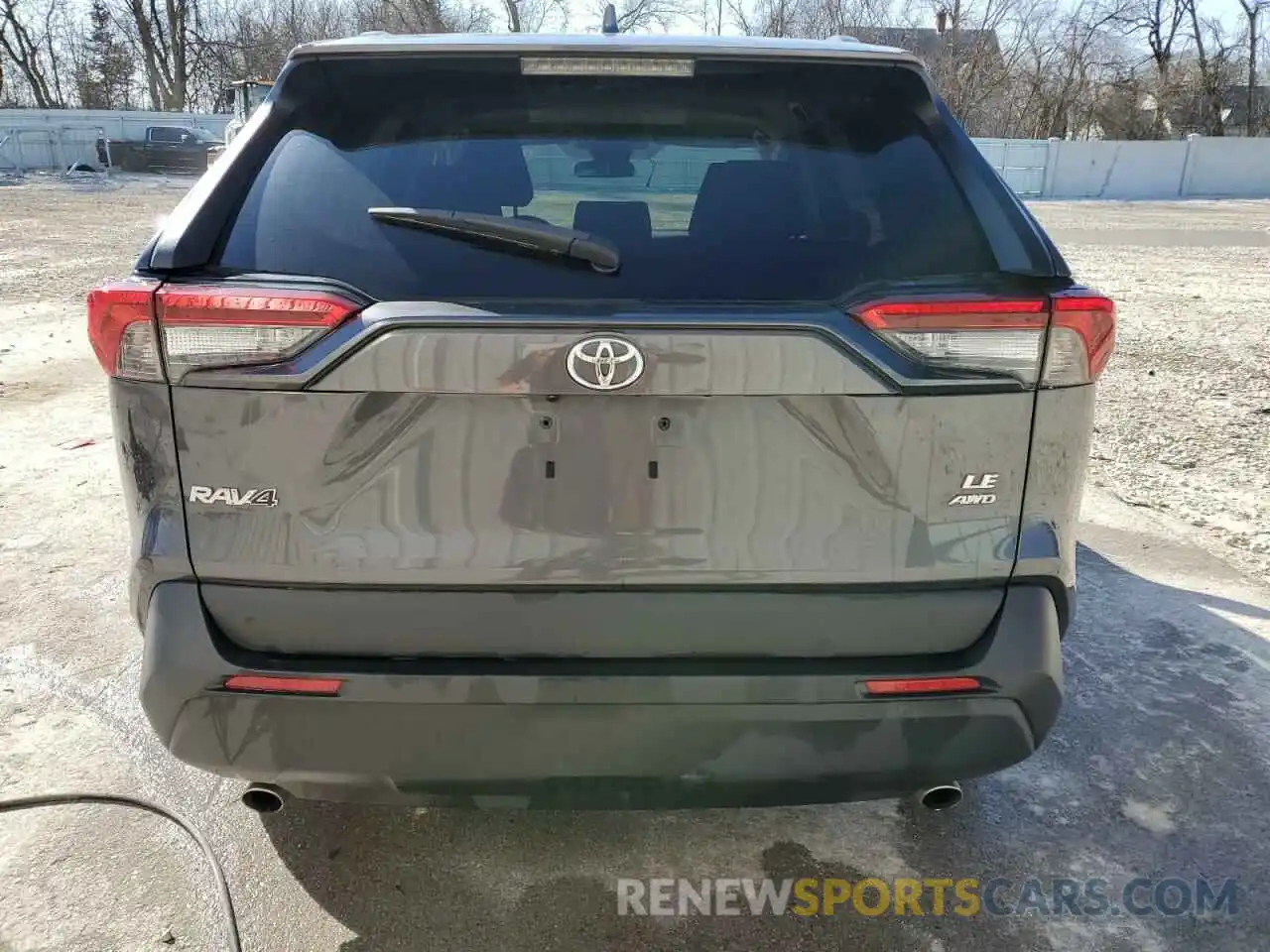 6 Photograph of a damaged car 2T3G1RFV5KW021542 TOYOTA RAV4 2019