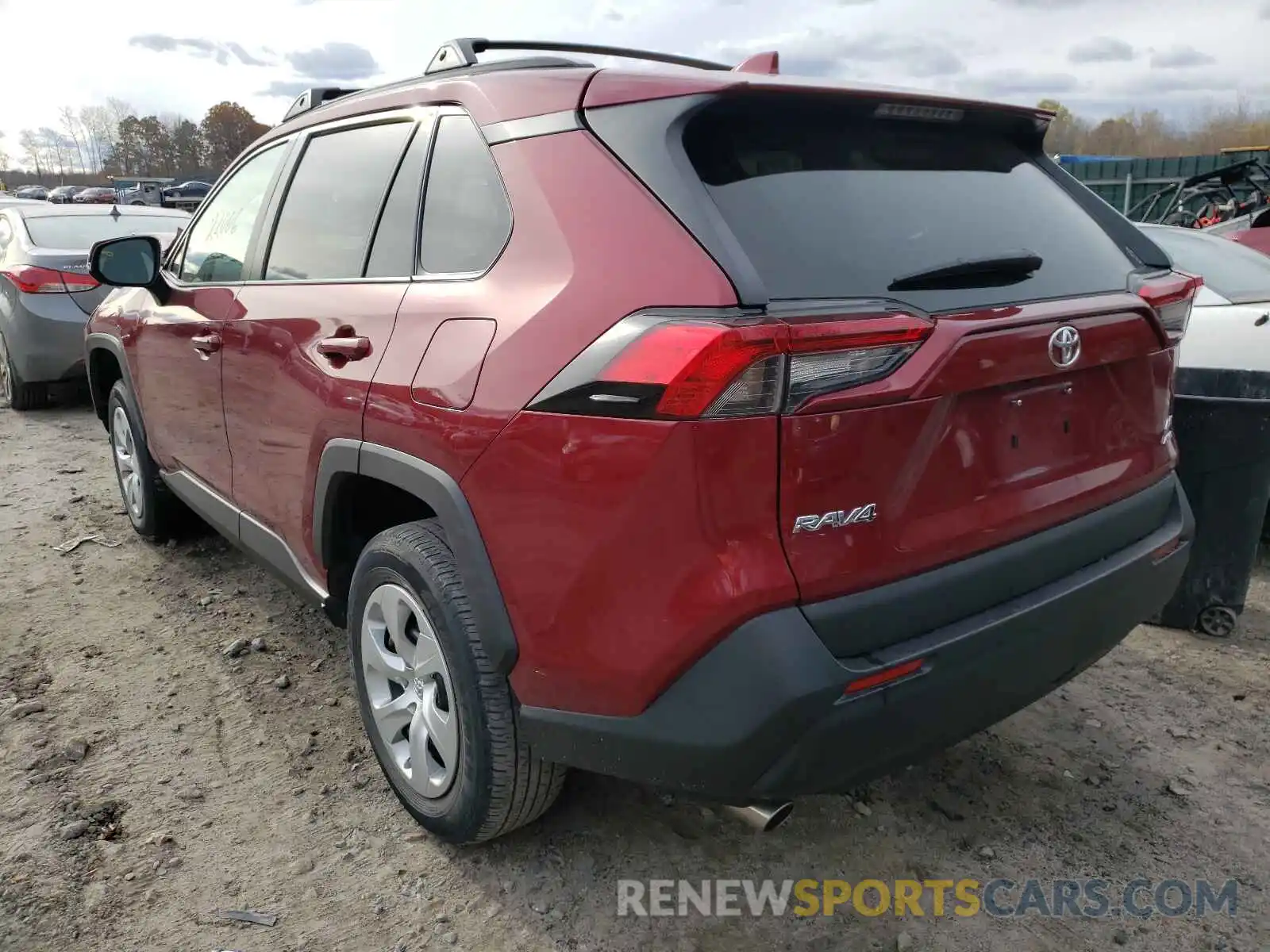 3 Photograph of a damaged car 2T3G1RFV5KW045372 TOYOTA RAV4 2019