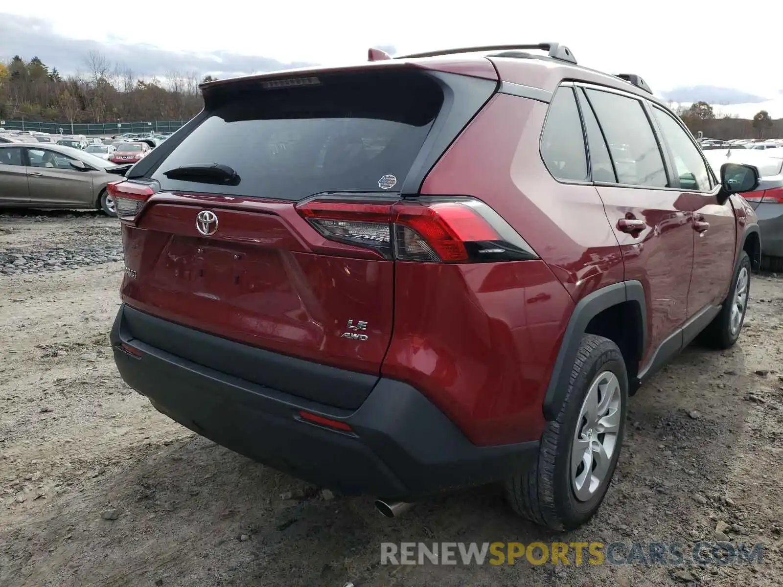 4 Photograph of a damaged car 2T3G1RFV5KW045372 TOYOTA RAV4 2019