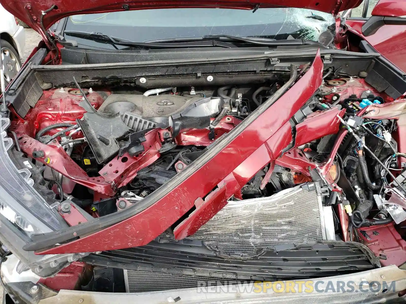 7 Photograph of a damaged car 2T3G1RFV5KW045372 TOYOTA RAV4 2019