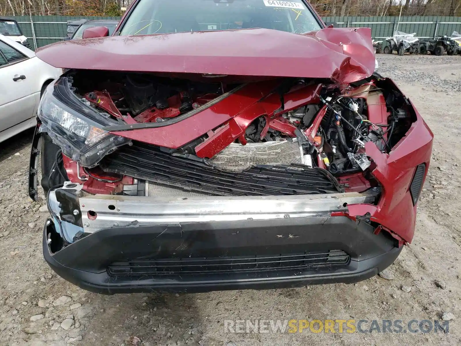 9 Photograph of a damaged car 2T3G1RFV5KW045372 TOYOTA RAV4 2019