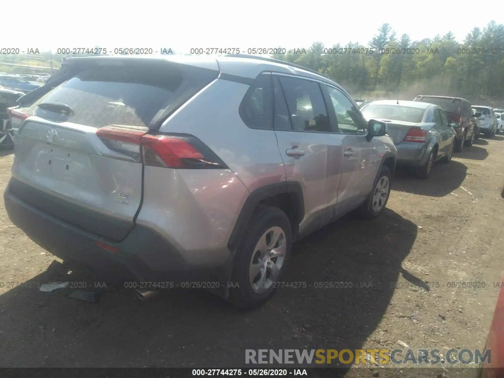 4 Photograph of a damaged car 2T3G1RFV5KW057344 TOYOTA RAV4 2019