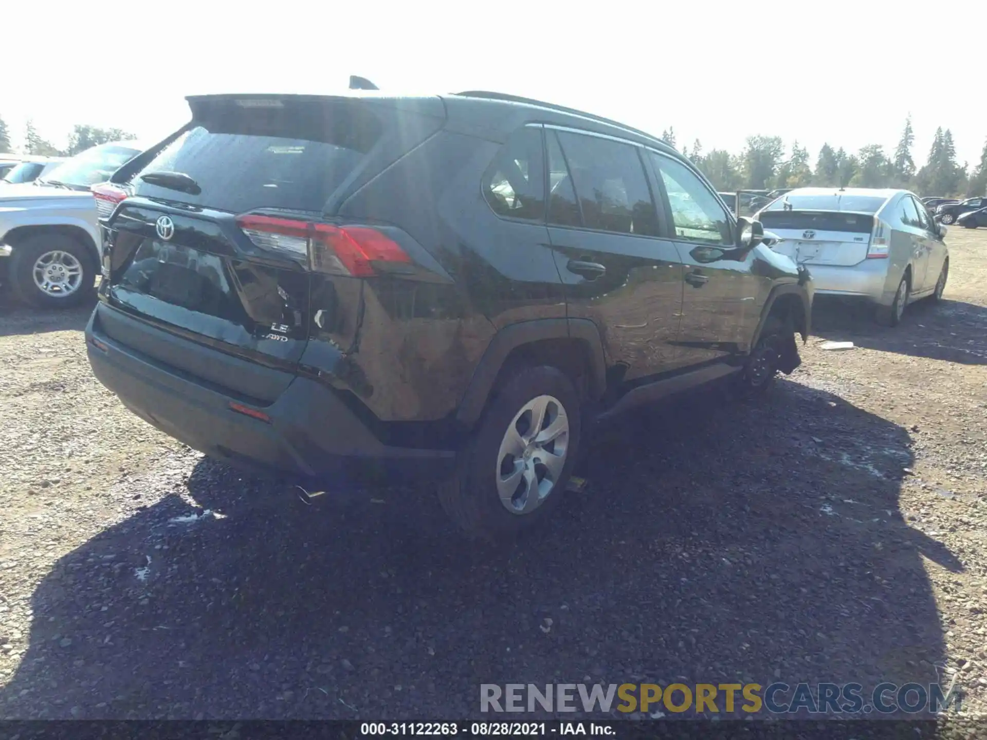 4 Photograph of a damaged car 2T3G1RFV5KW070997 TOYOTA RAV4 2019