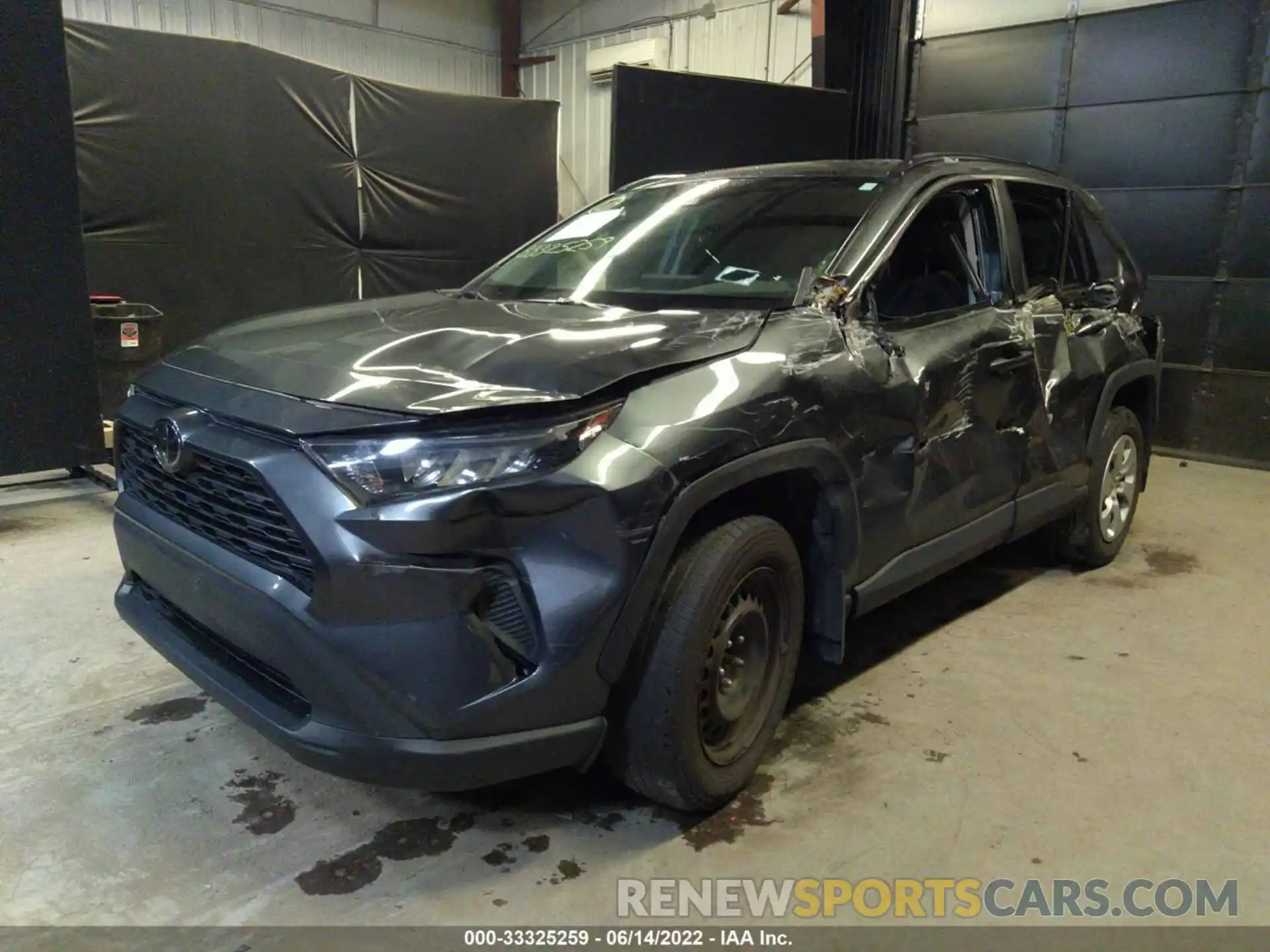 2 Photograph of a damaged car 2T3G1RFV6KC031434 TOYOTA RAV4 2019