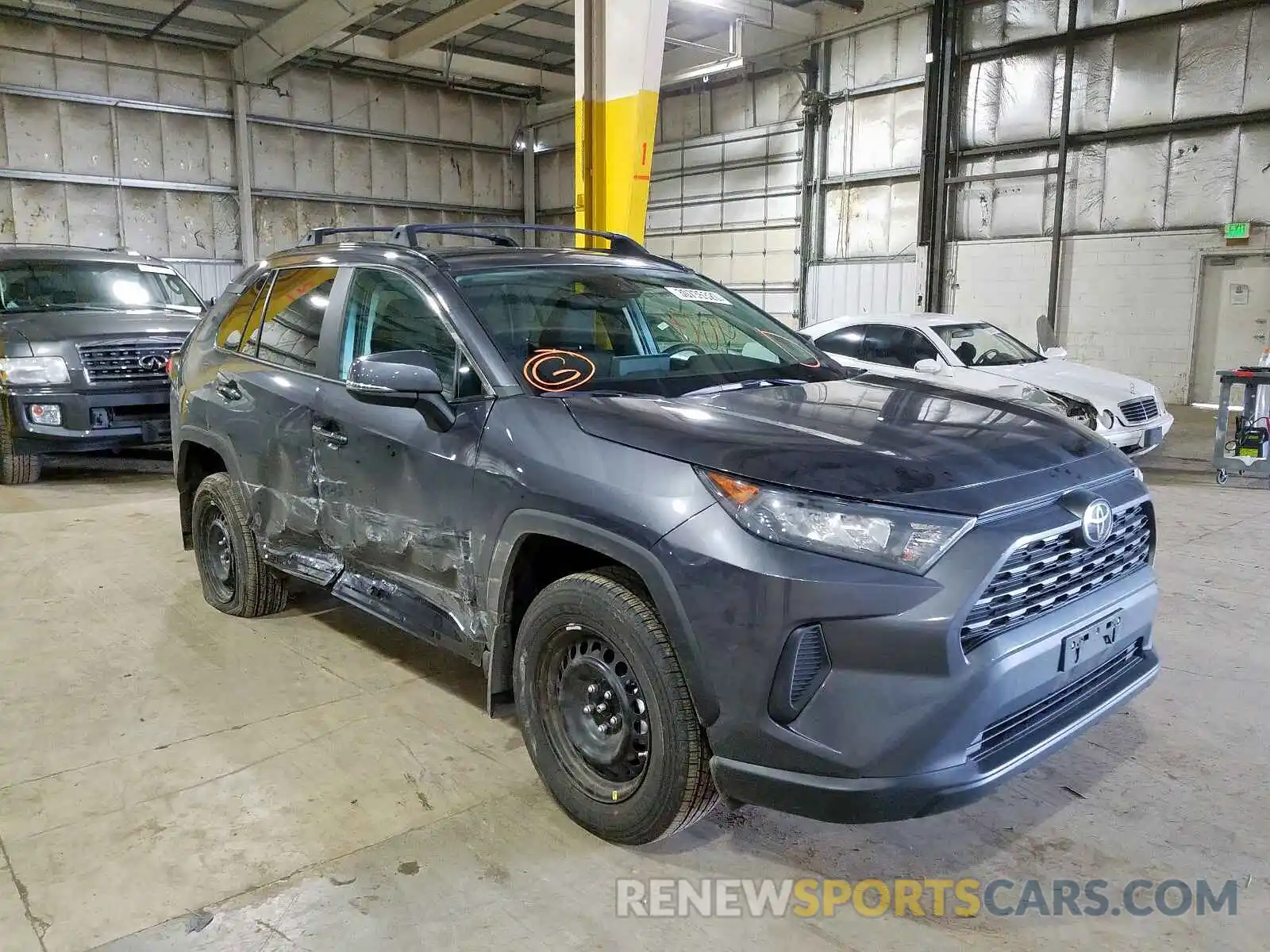 1 Photograph of a damaged car 2T3G1RFV6KC050355 TOYOTA RAV4 2019