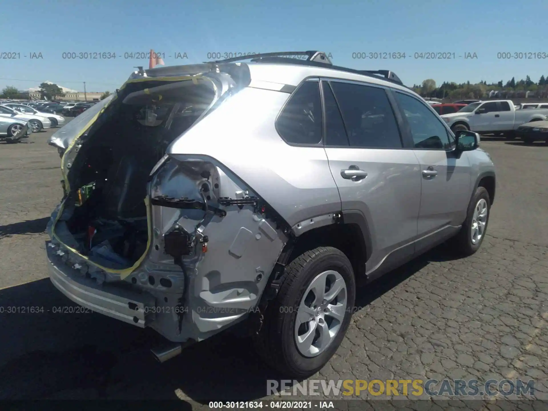 4 Photograph of a damaged car 2T3G1RFV6KC055118 TOYOTA RAV4 2019