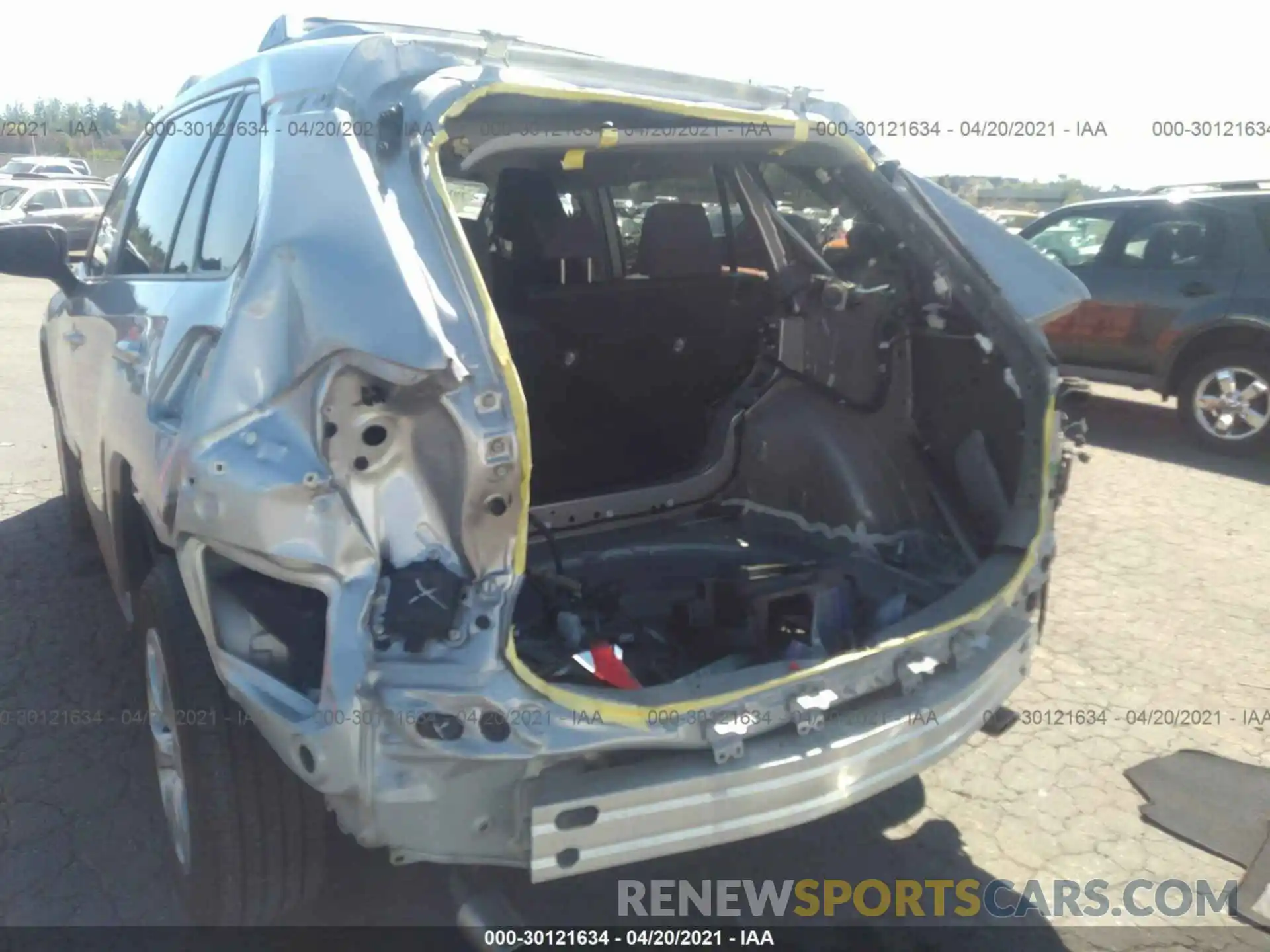 6 Photograph of a damaged car 2T3G1RFV6KC055118 TOYOTA RAV4 2019